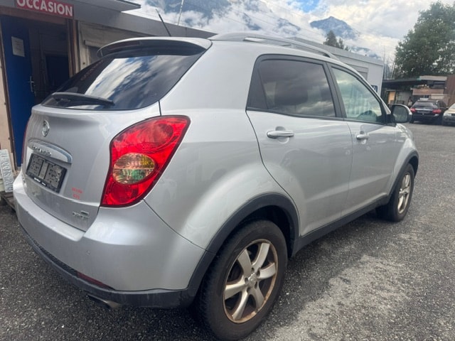 KGM-SsangYong Korando 2.0 e-XDI Sapphire 4WD-image-4