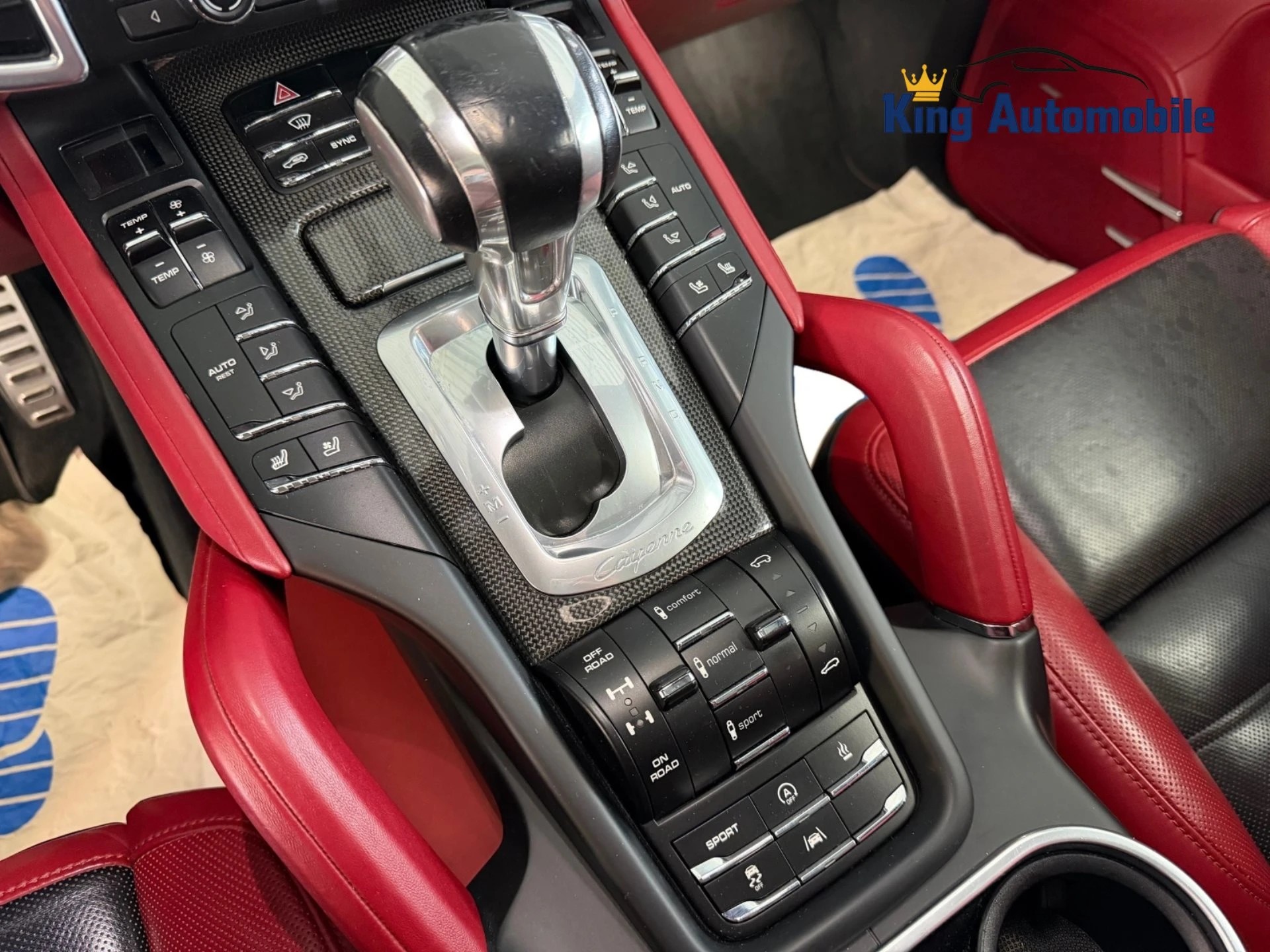 PORSCHE Cayenne Turbo S | AHK 3.5t. | Pano Dach | Sitz-Belüftung | RF-Kamera-image-14