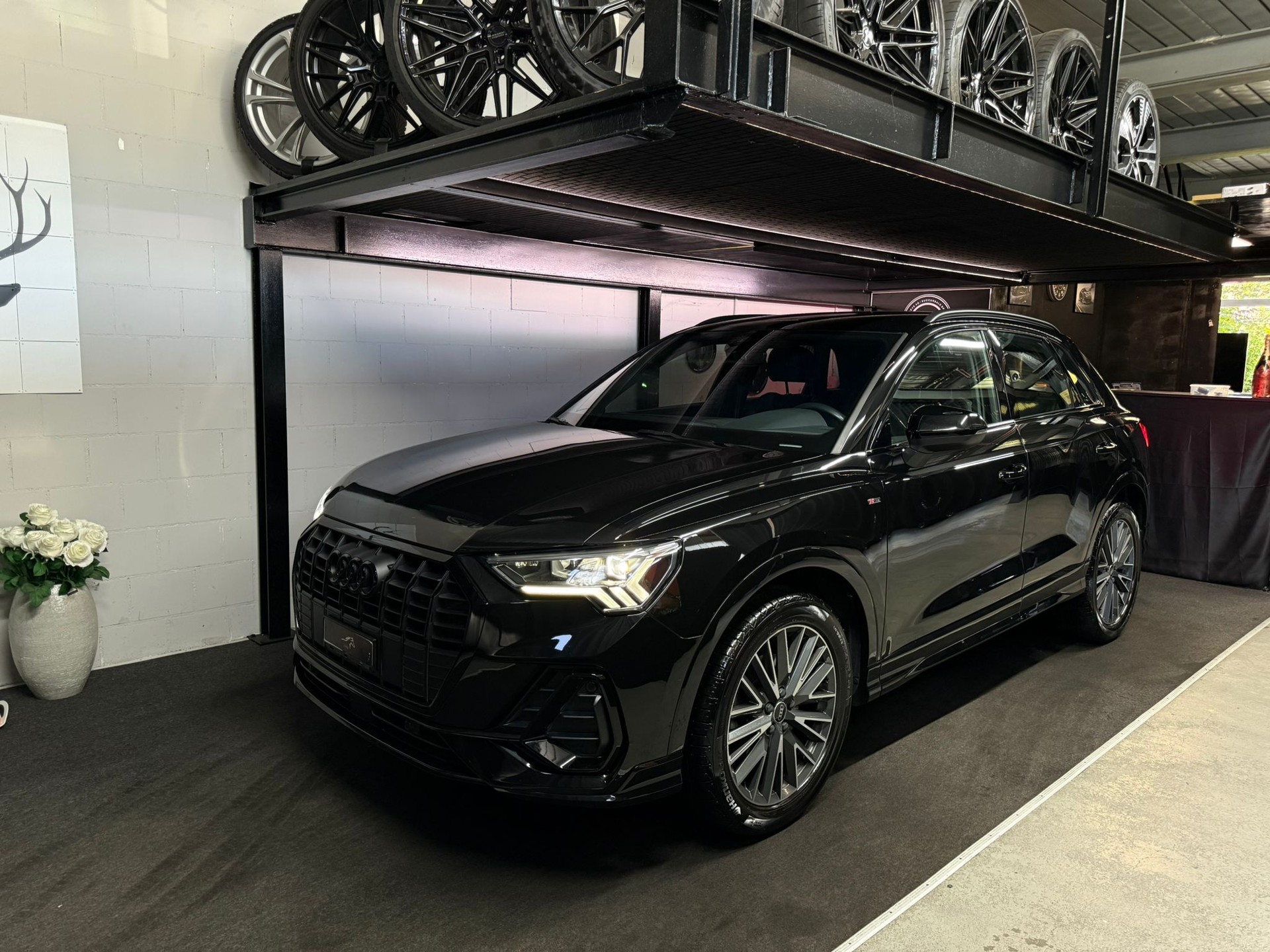 AUDI Q3 35 TFSI S line S-tronic I CH-Auto I Gratis Service 10 Jahre I 1.Hand I-showroom-element-1