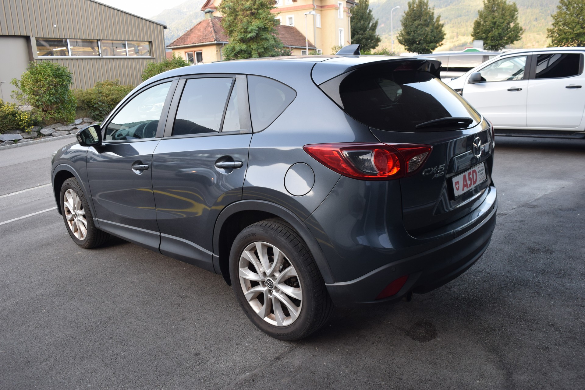MAZDA CX-5 2.0 Revolution AWD-image-4