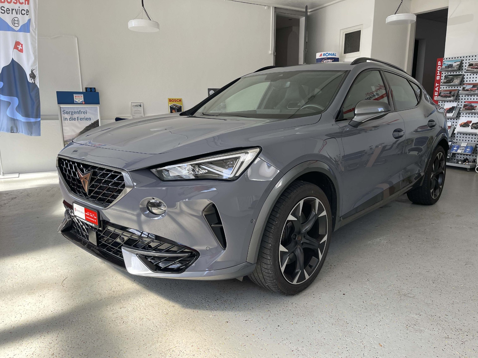 CUPRA Formentor 1.4 eHybrid VZ DSG-image-2