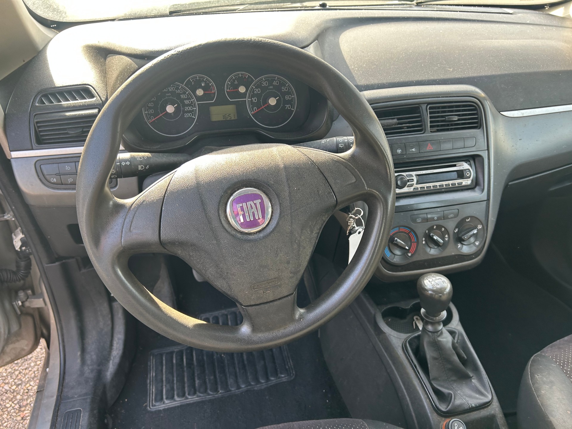 FIAT Punto 1.4 Young-image-4