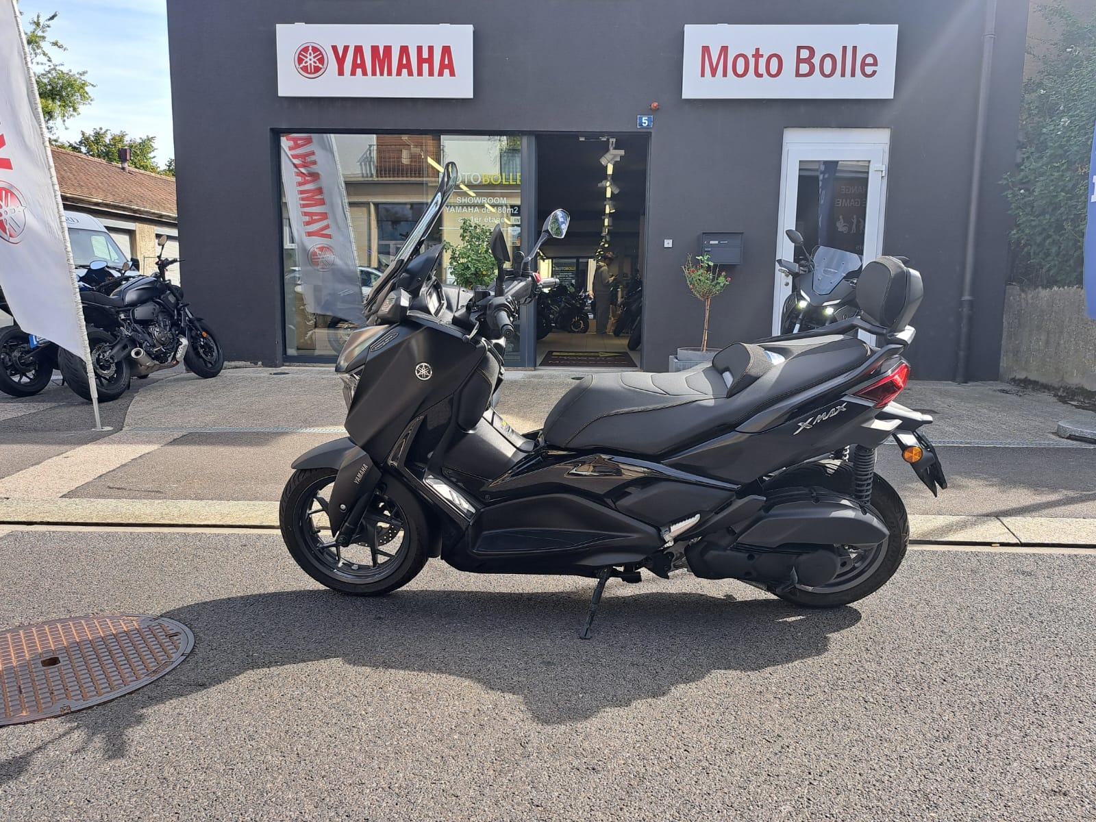 YAMAHA X-Max YP 125 Tech Max-image-2