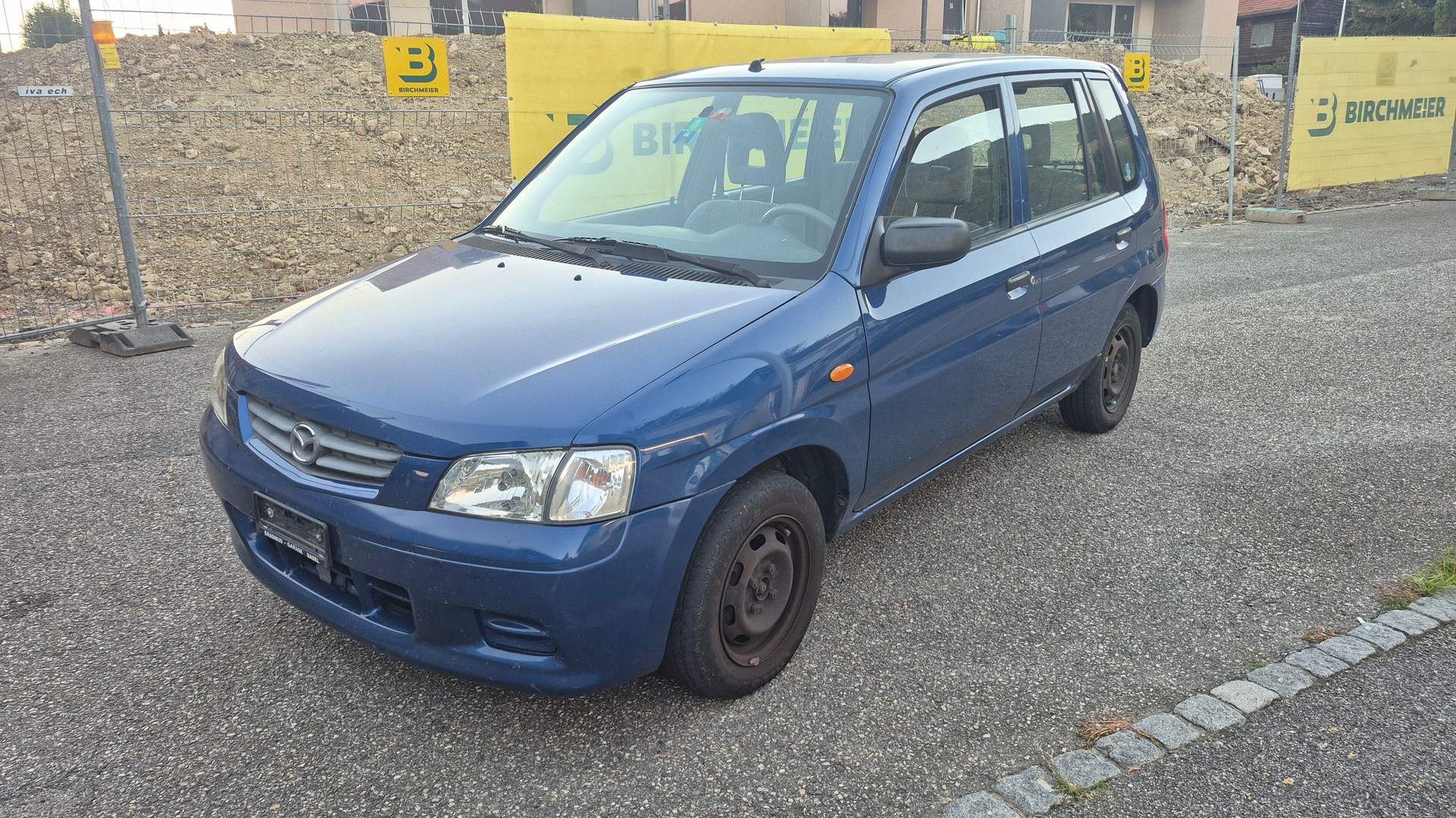 MAZDA Demio 1.3i-16 Youngster