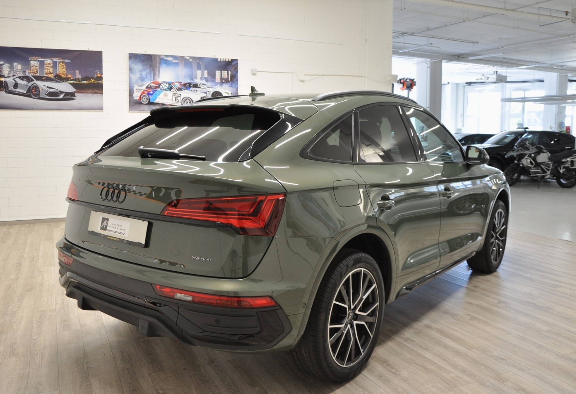 AUDI Q5 Sportback 40 TDI Blackedition quattro S-tronic-showroom-element-3
