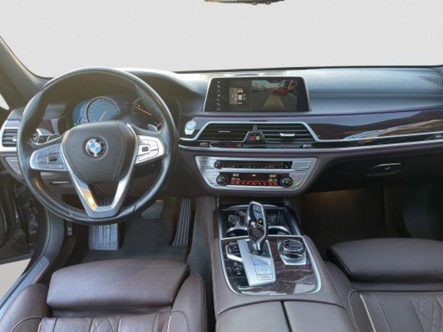 BMW 7er Reihe G12 750Ld xDrive SAG-image-10