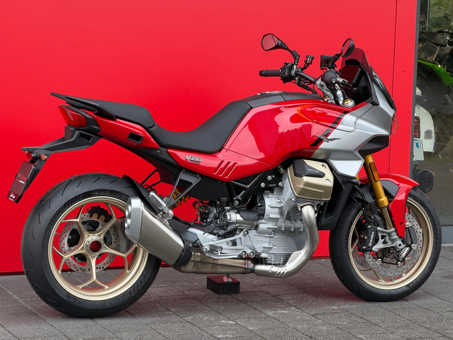 MOTO GUZZI V100 Mandello S E5+-image-12