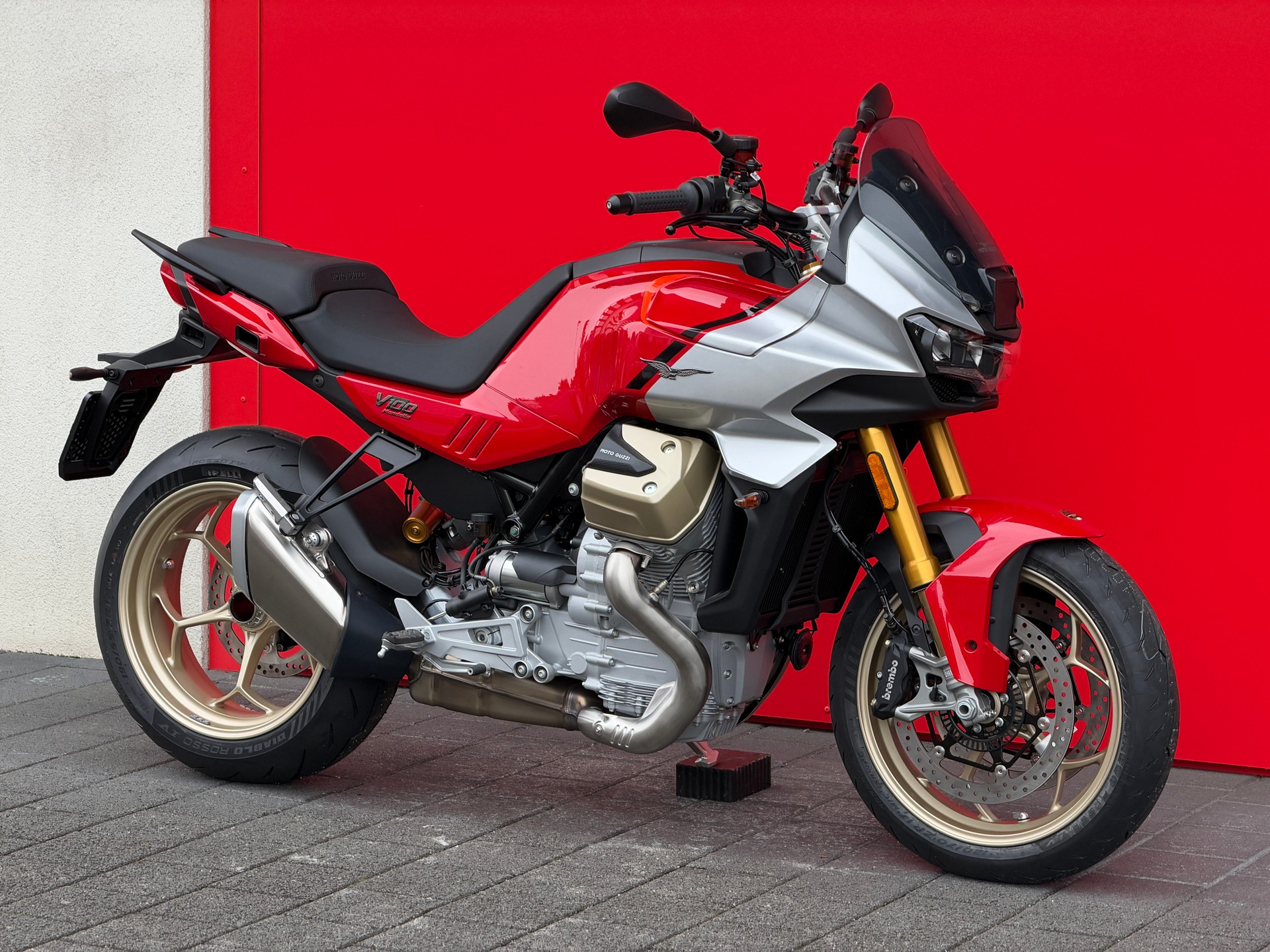 MOTO GUZZI V100 Mandello S E5+-image-11