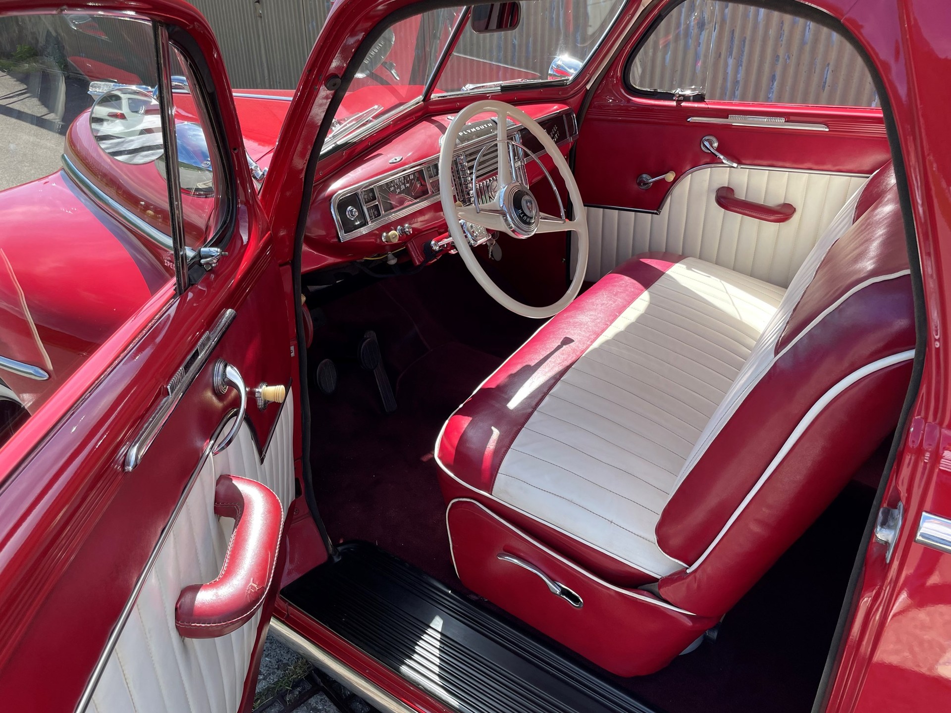 PLYMOUTH P-15 Special Deluxe Business Coupé-image-13