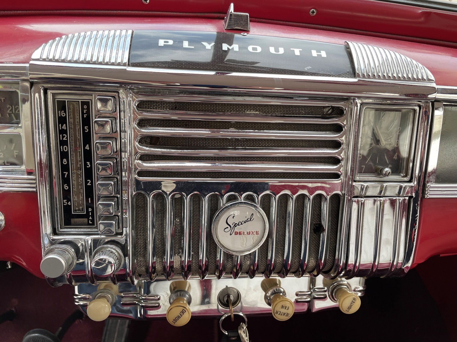 PLYMOUTH P-15 Special Deluxe Business Coupé-image-16