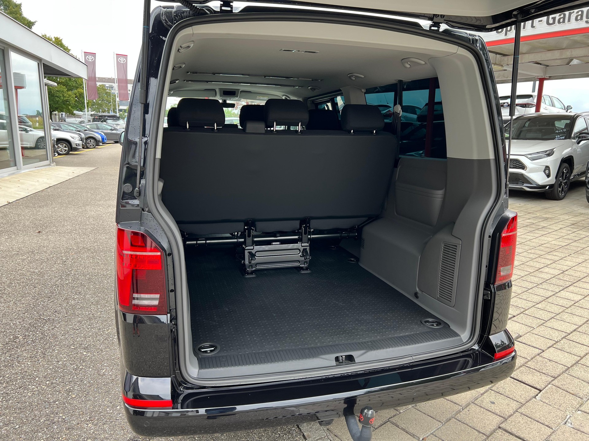 VW T6.1 Caravelle 3400 2.0 TDI 150 Comfortline Liberty 4m-image-6