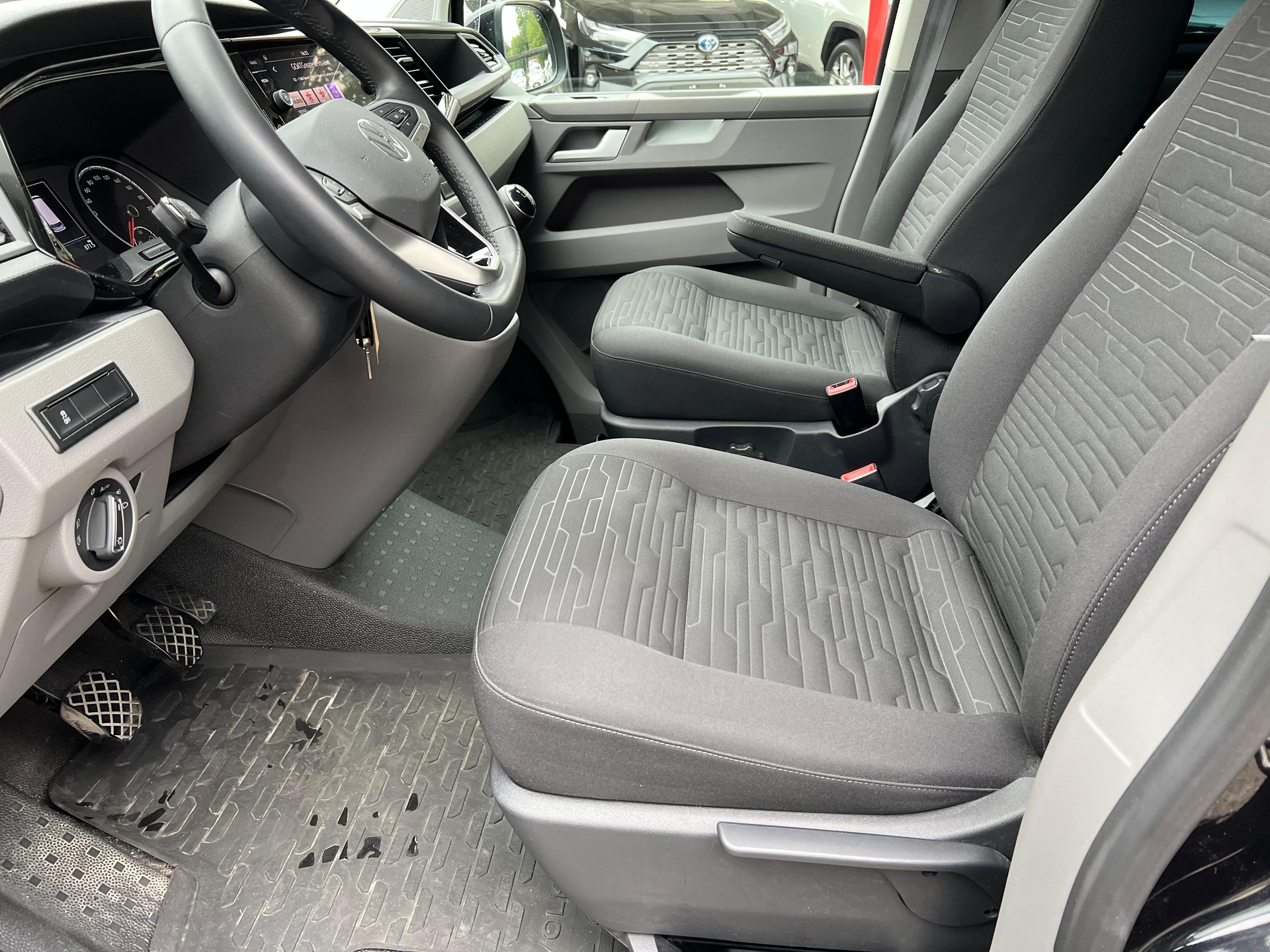 VW T6.1 Caravelle 3400 2.0 TDI 150 Comfortline Liberty 4m-image-8