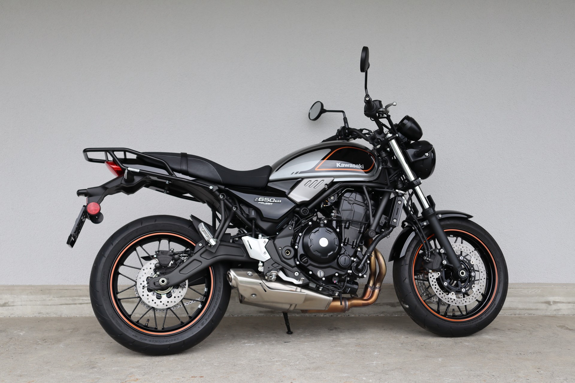 KAWASAKI Z 650 RS-image-1