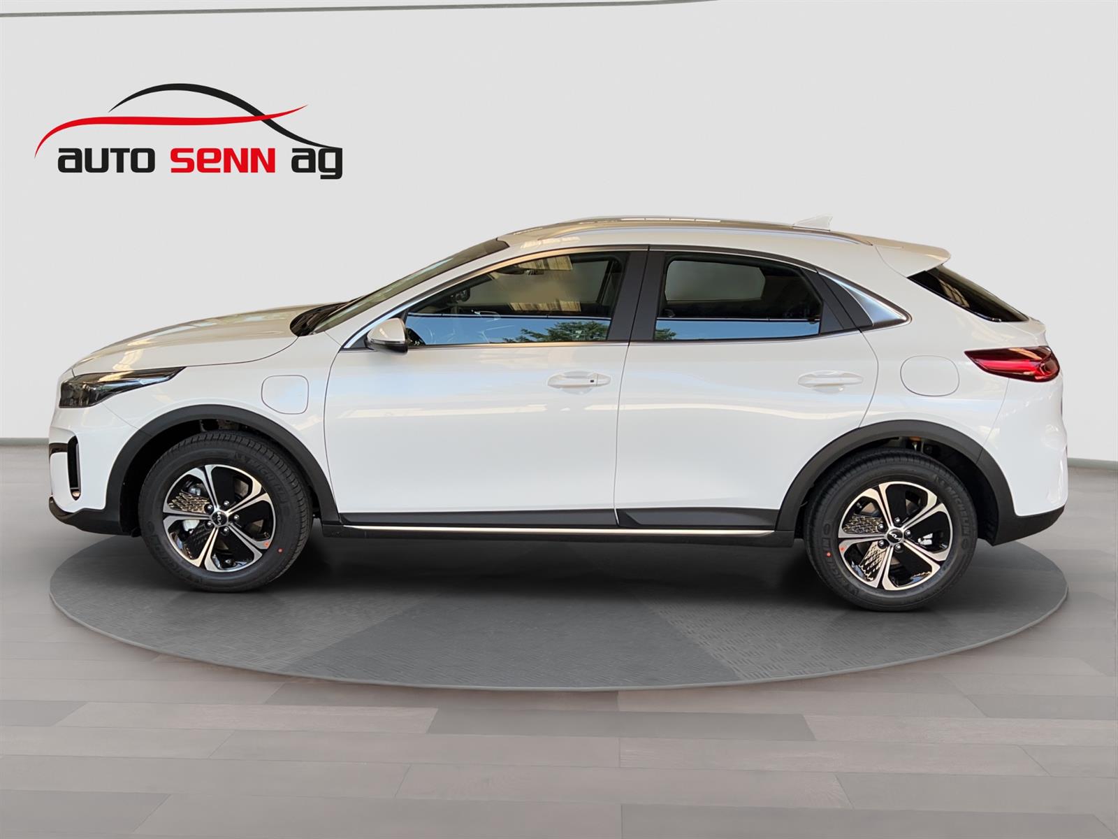 KIA XCeed 1.6 GDi Plug-in Hybrid Power-showroom-element-1