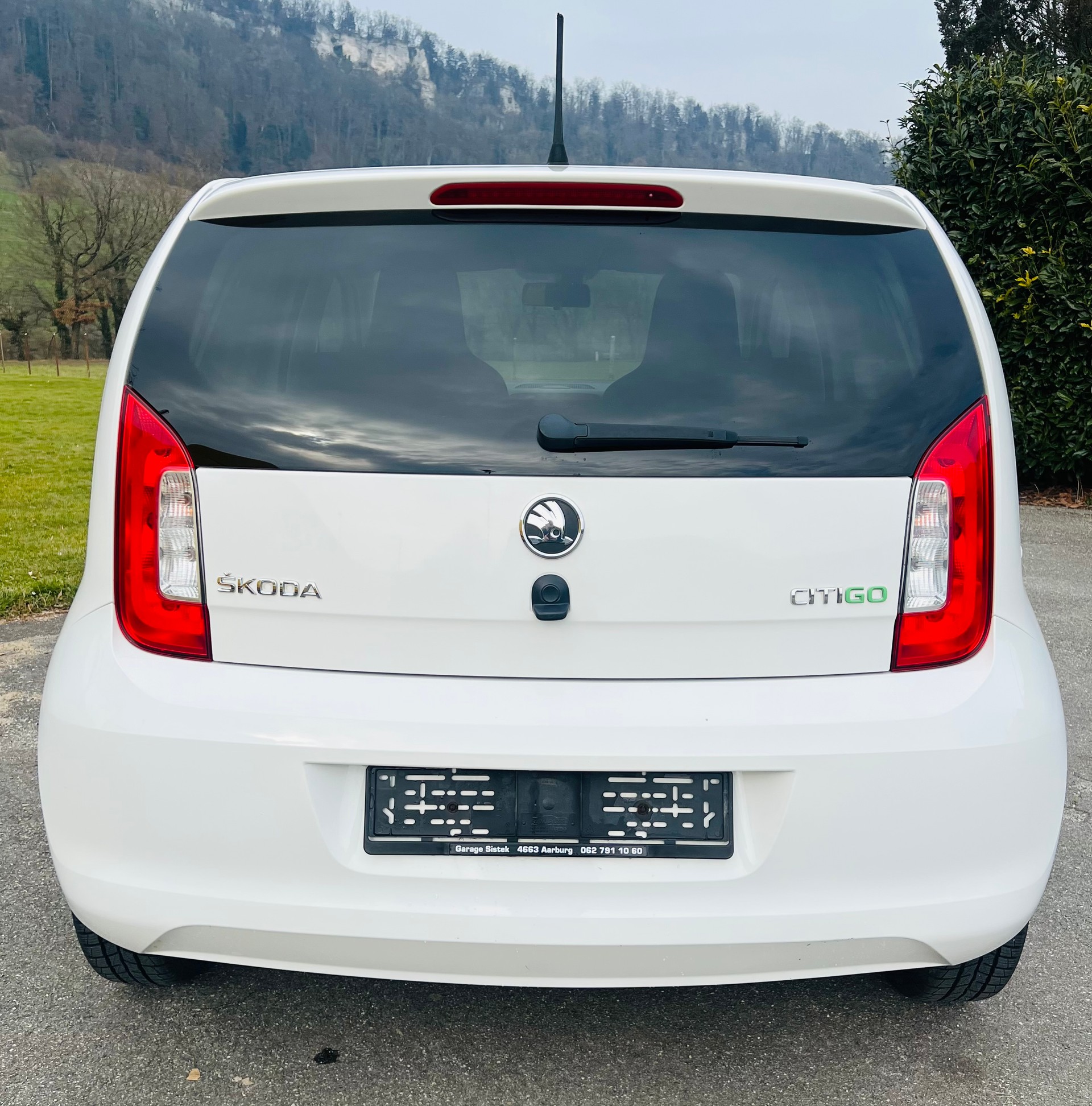 SKODA Citigo 1.0 G-tec Ambition-image-15