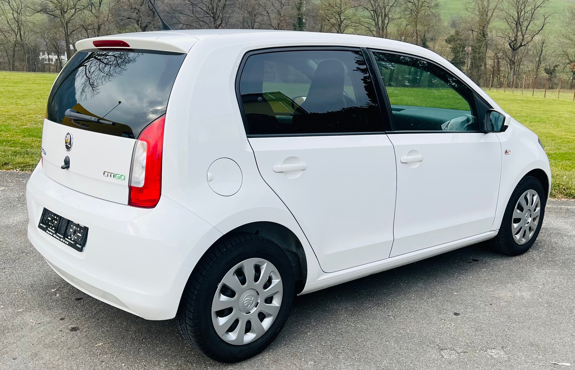 SKODA Citigo 1.0 G-tec Ambition-image-6