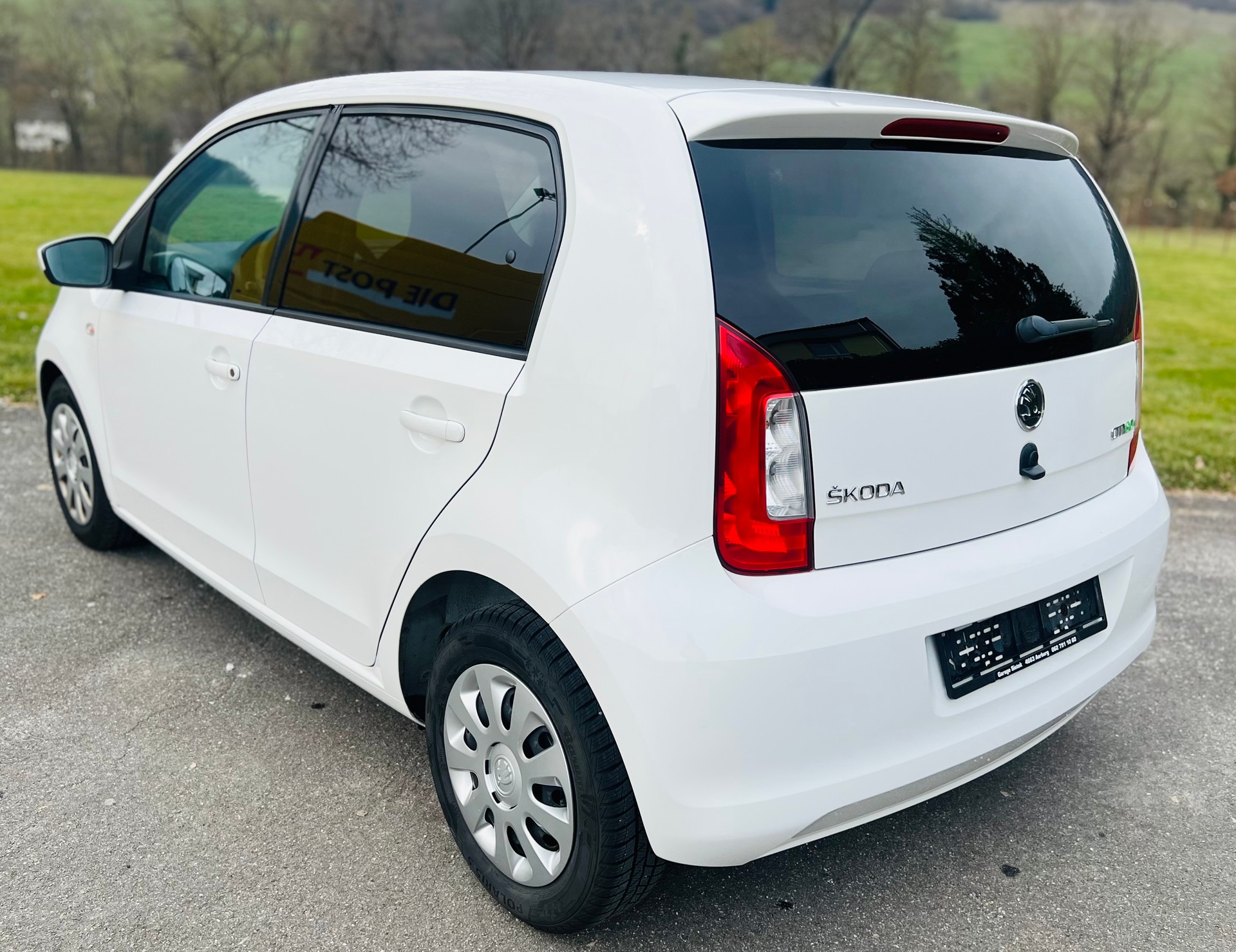 SKODA Citigo 1.0 G-tec Ambition-image-7