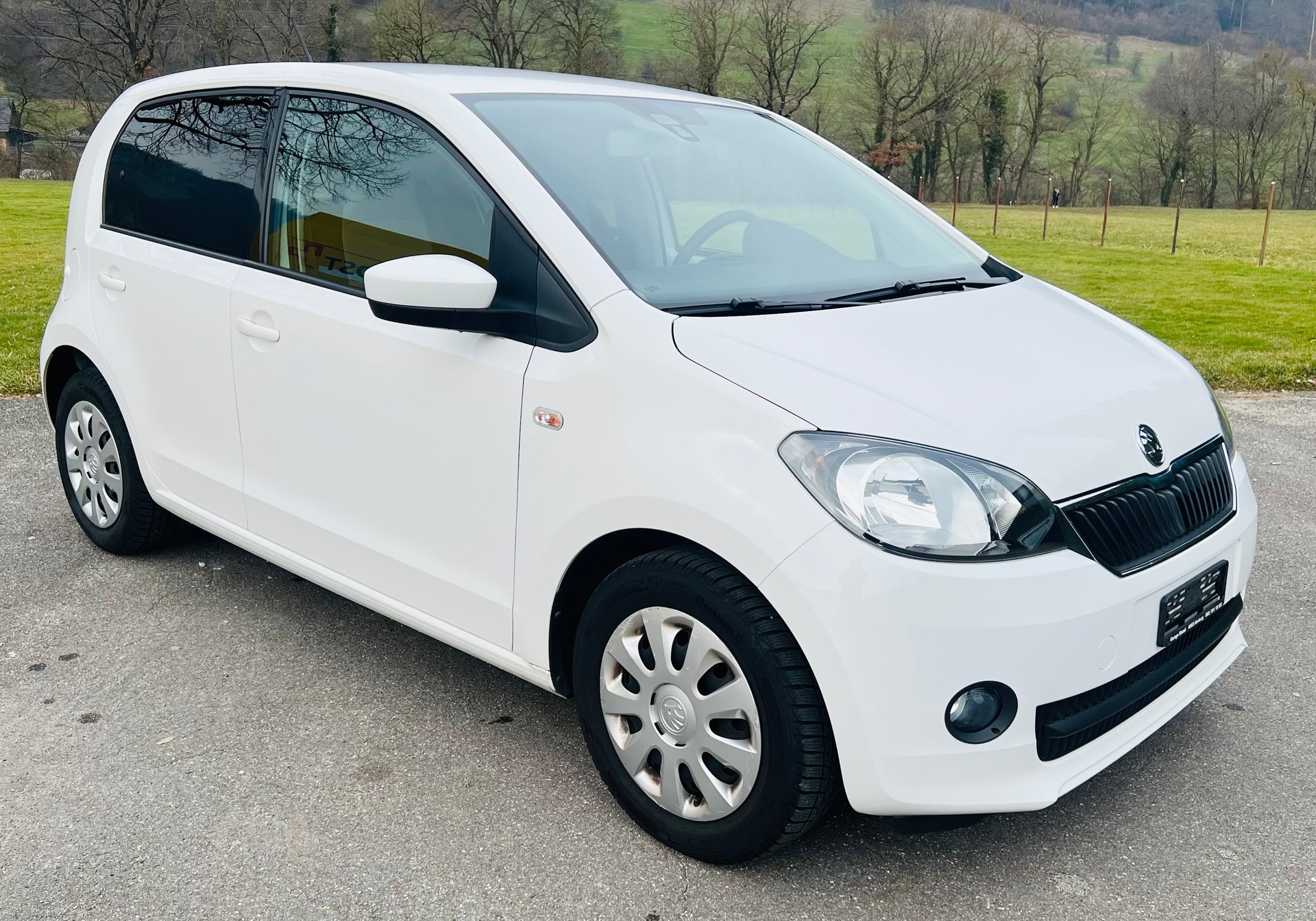 SKODA Citigo 1.0 G-tec Ambition-image-12