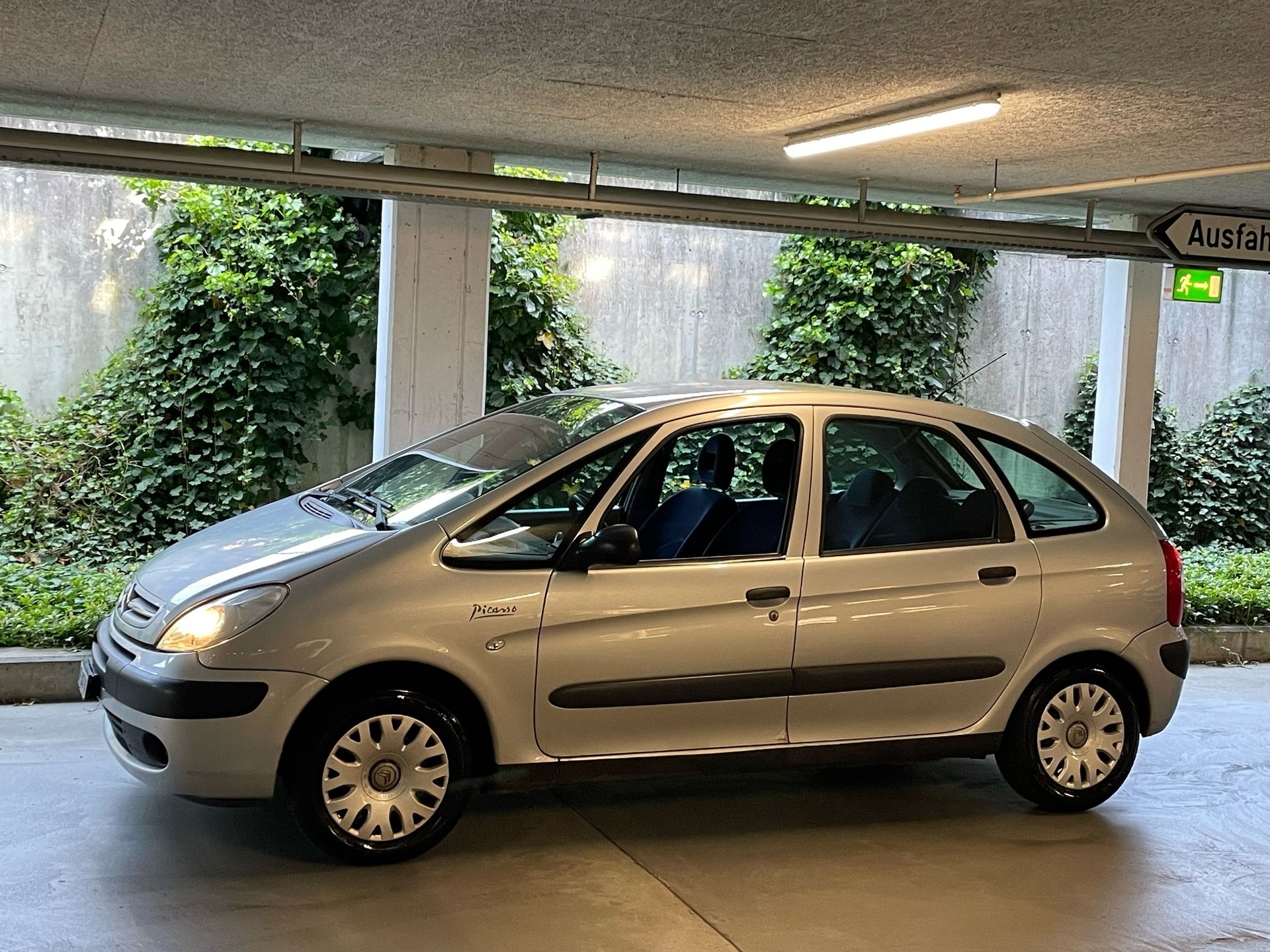 CITROEN Xsara Picasso 1.6i-showroom-element-2