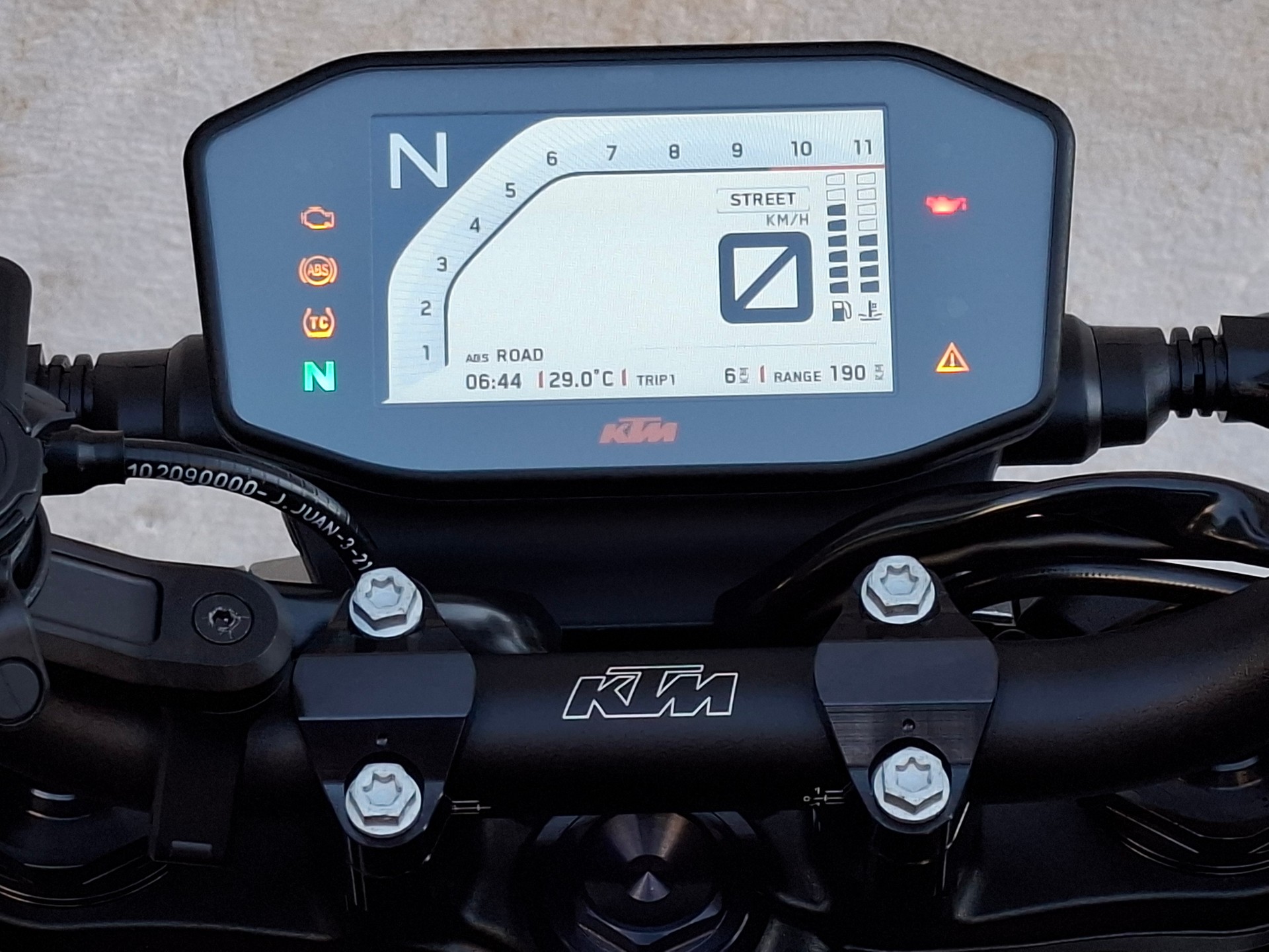 KTM 890 Duke L (35kW)-image-10