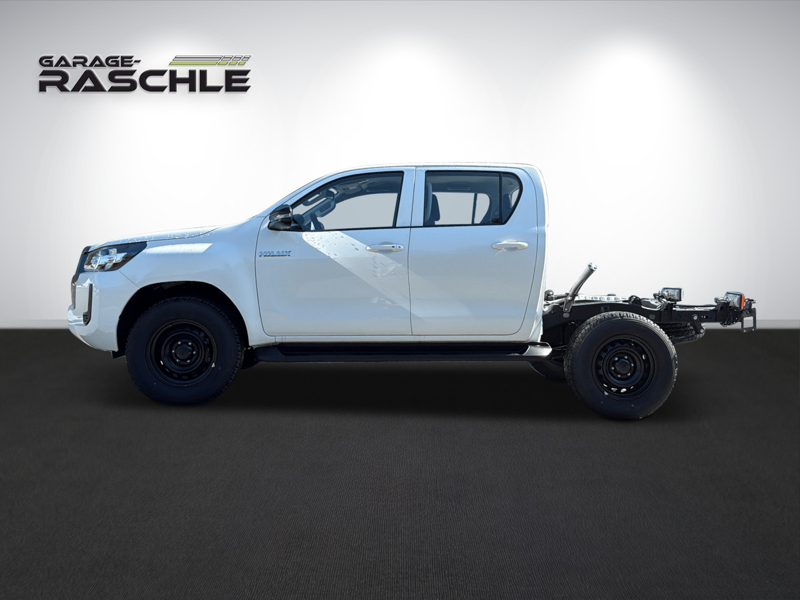 TOYOTA Hilux Double Cab.-Chassis 2.4 D-4D 150 Comfort-showroom-element-3