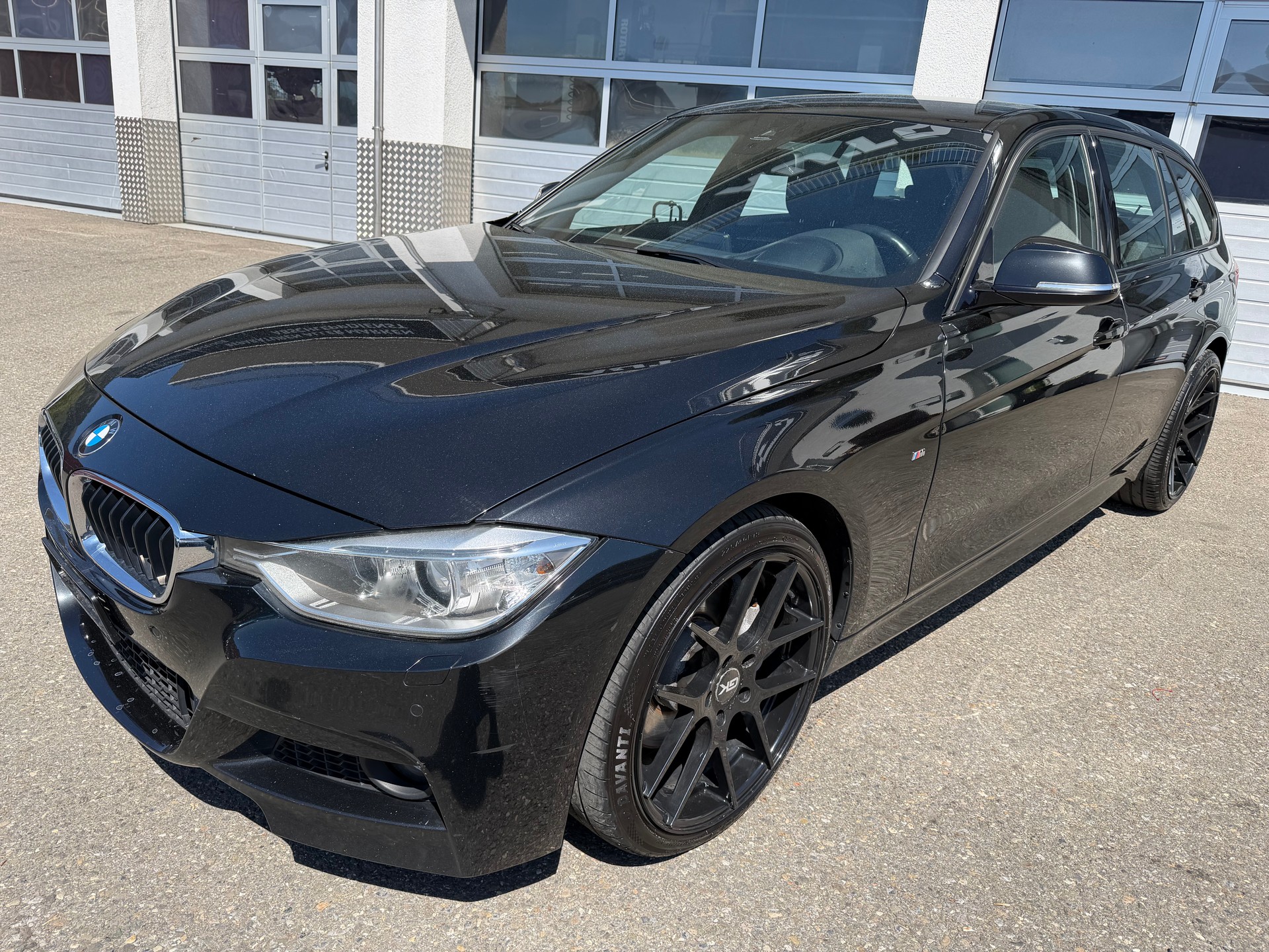 BMW 335i xDrive Touring Steptronic