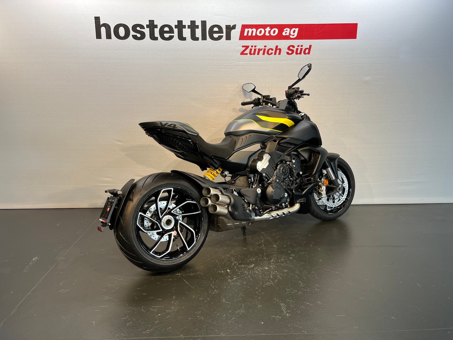 DUCATI Diavel V4-image-5