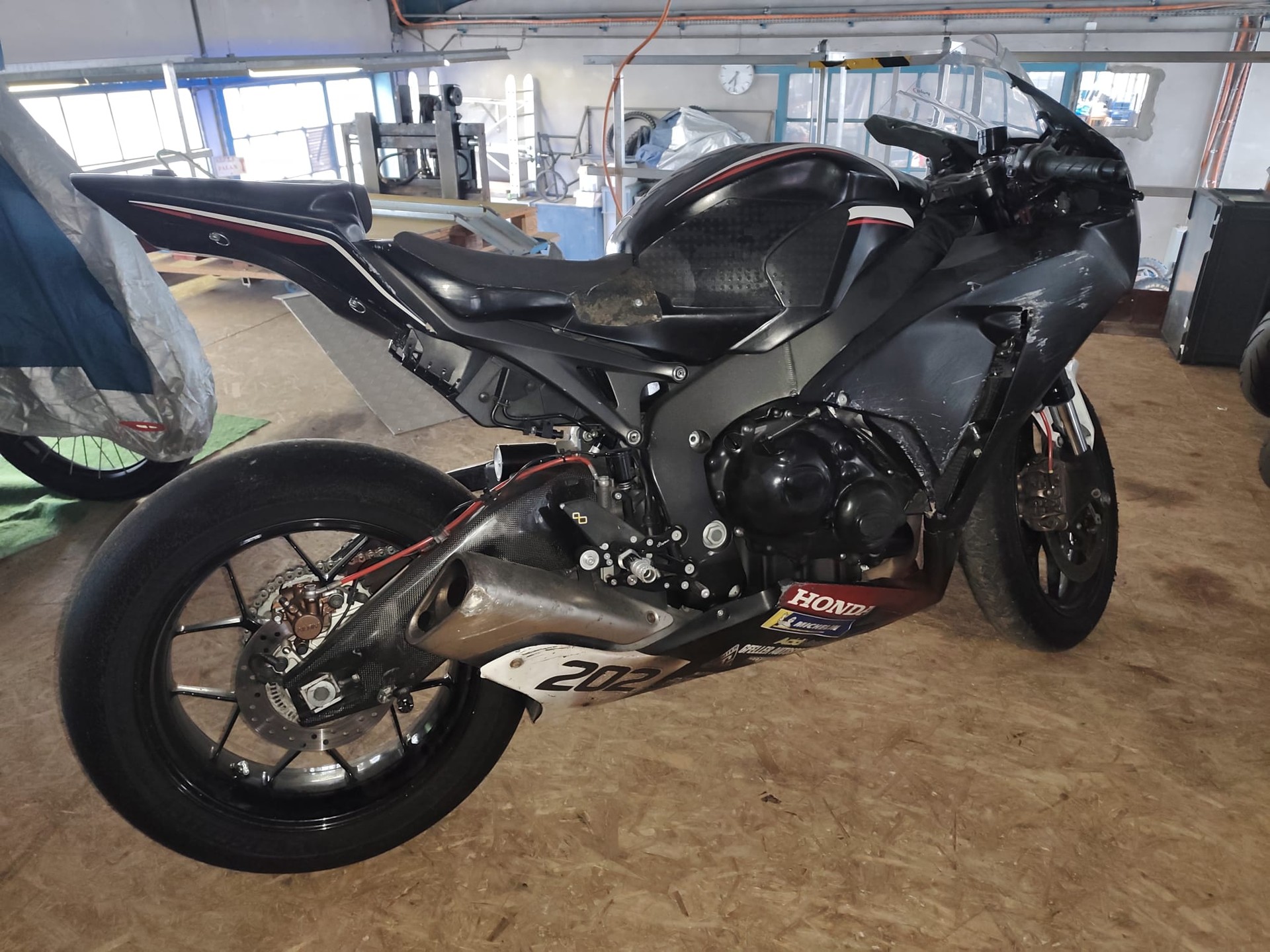 HONDA CBR 1000 RA ABS-image-0