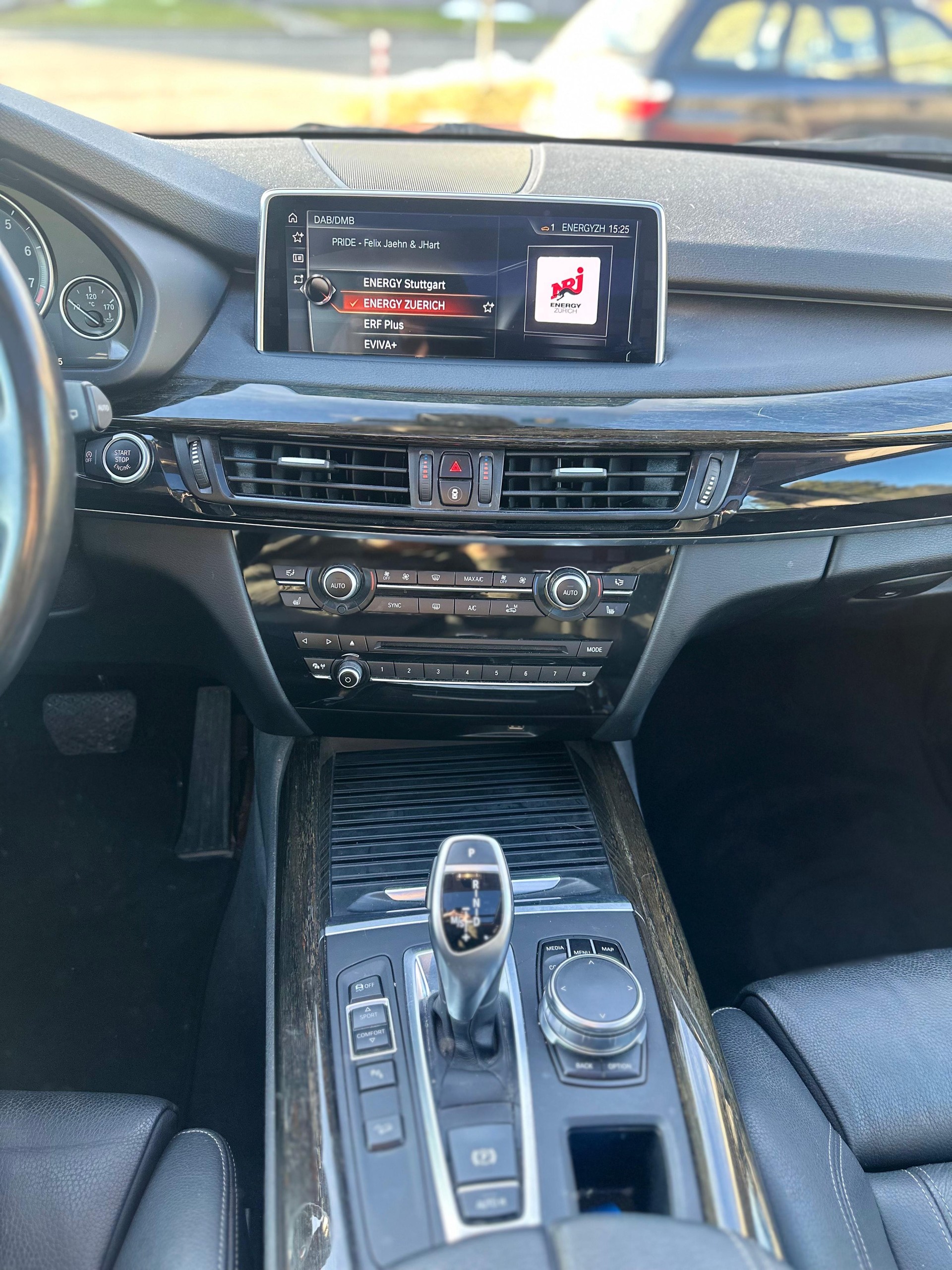 BMW X5 xDrive 35i Steptronic-image-14