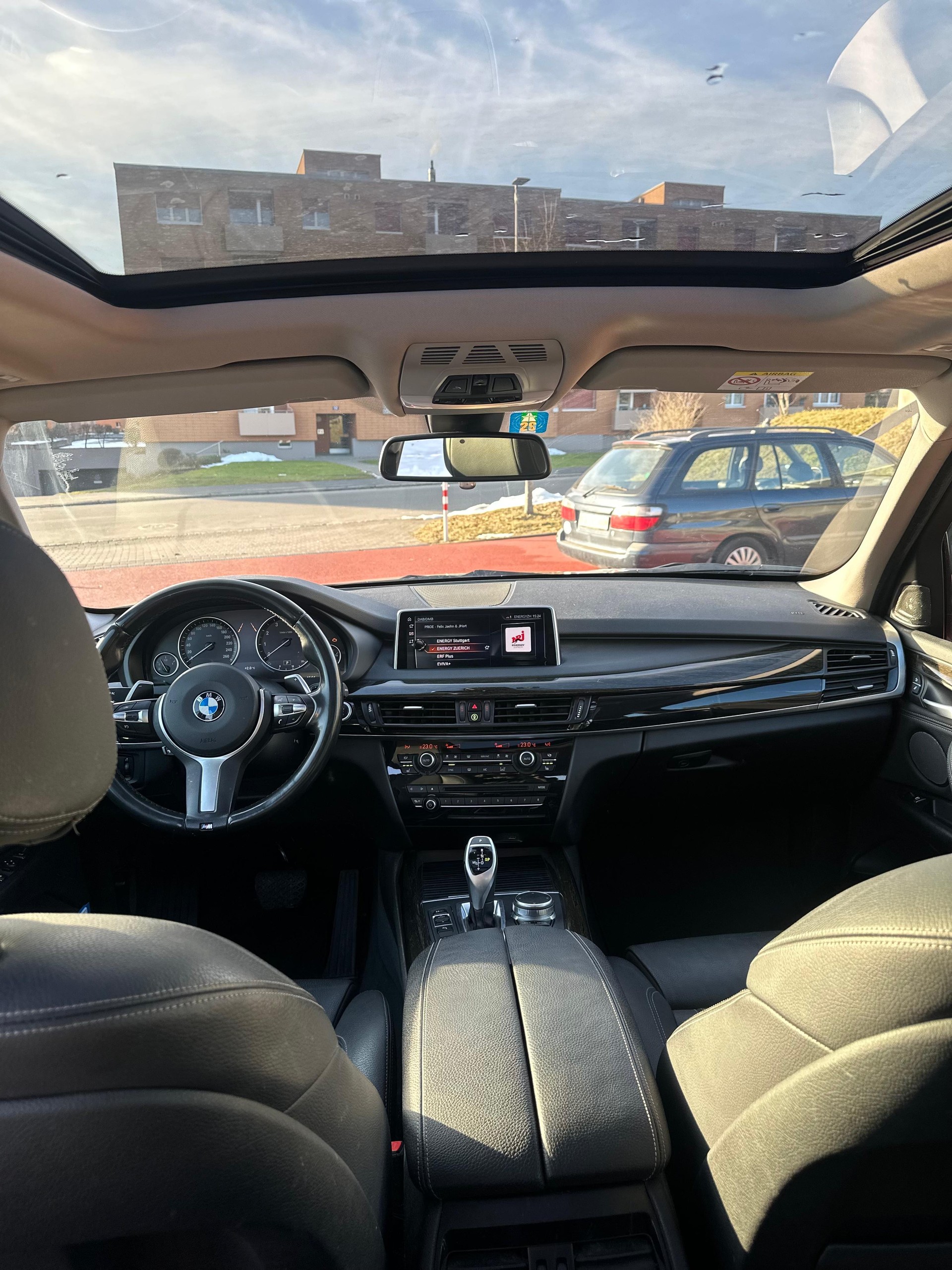 BMW X5 xDrive 35i Steptronic-image-11