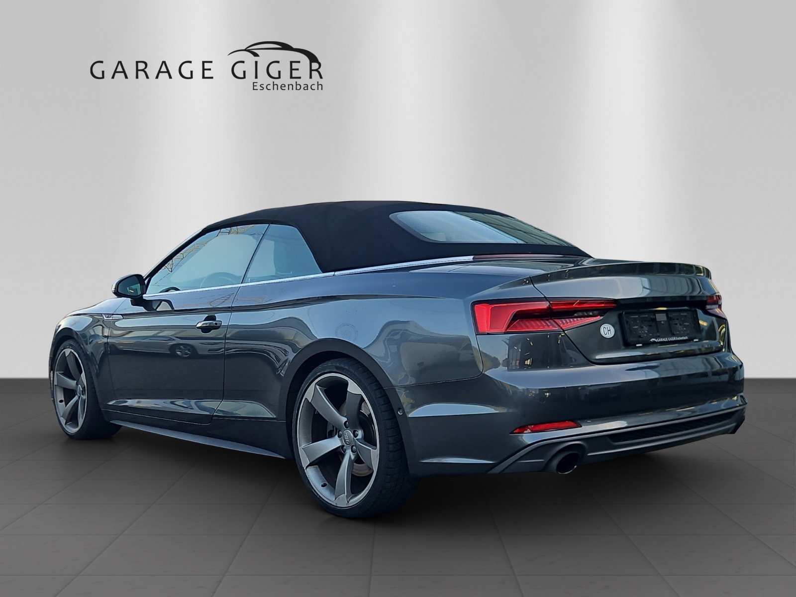 AUDI A5 Cabriolet 2.0 TFSI Sport quattro S-tronic-image-2