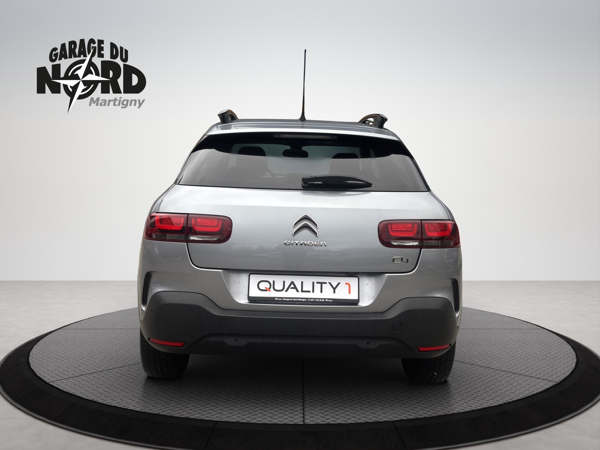 CITROEN C4 Cactus 1.2 Pure Tech Shine EAT6-image-4