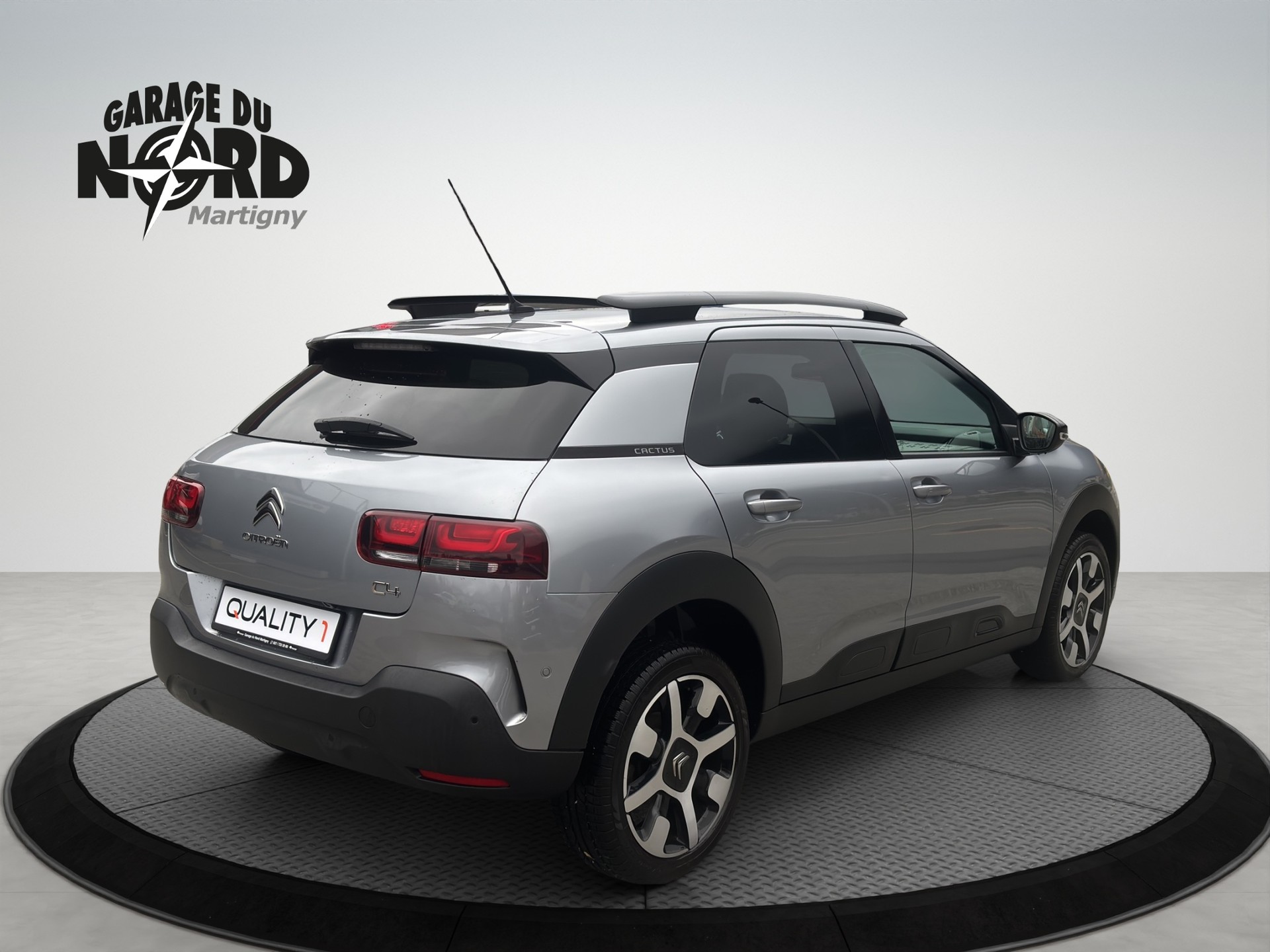 CITROEN C4 Cactus 1.2 Pure Tech Shine EAT6-image-5