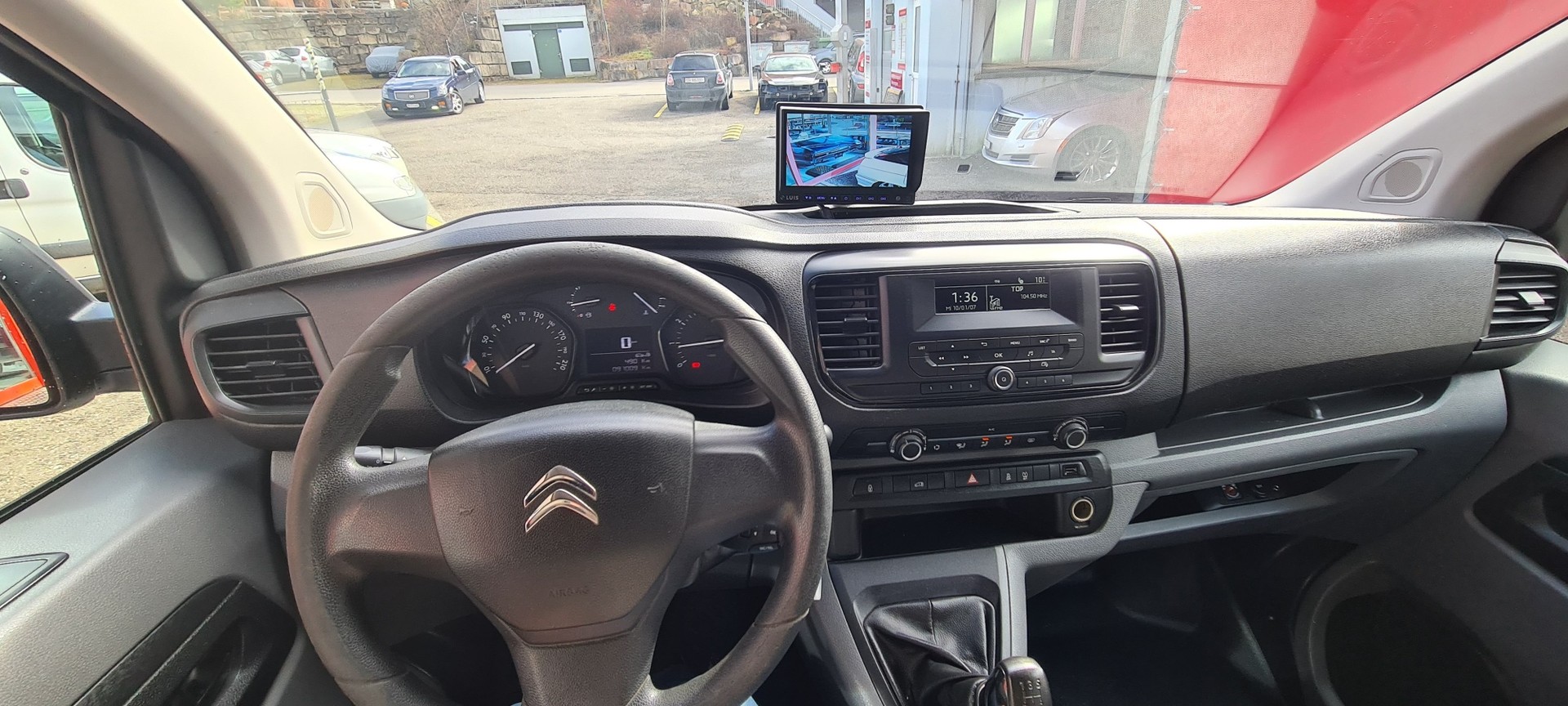 CITROEN Jumpy 1.6 BlueHDi 95 M Attraction-image-21