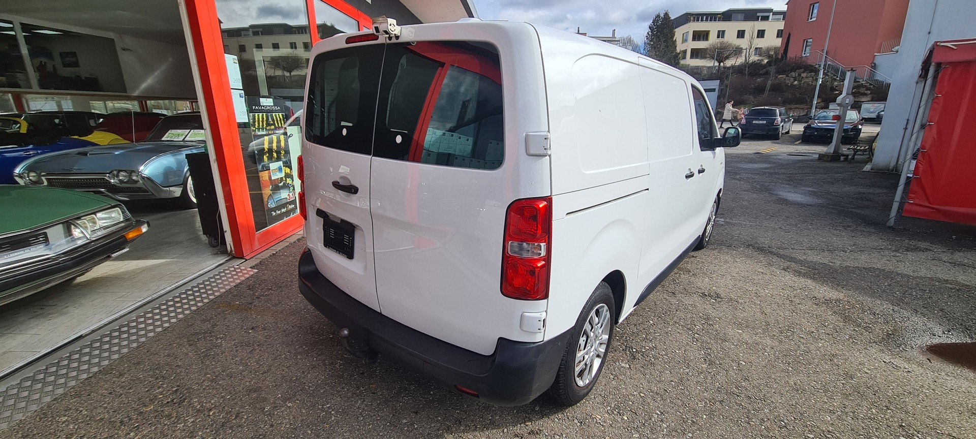 CITROEN Jumpy 1.6 BlueHDi 95 M Attraction-image-5