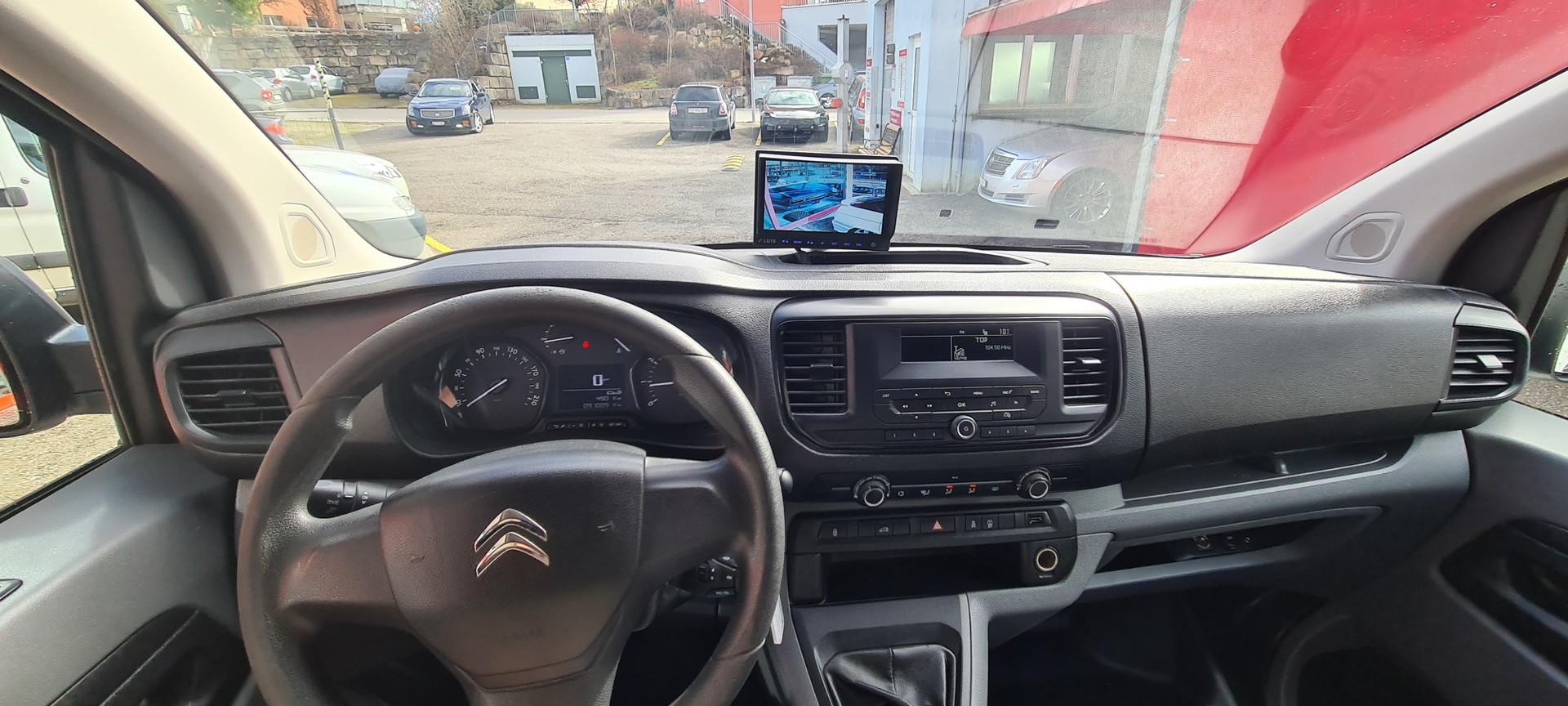 CITROEN Jumpy 1.6 BlueHDi 95 M Attraction-image-22