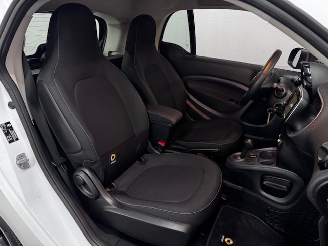 SMART fortwo citypassion 90 HP twinmatic-image-15