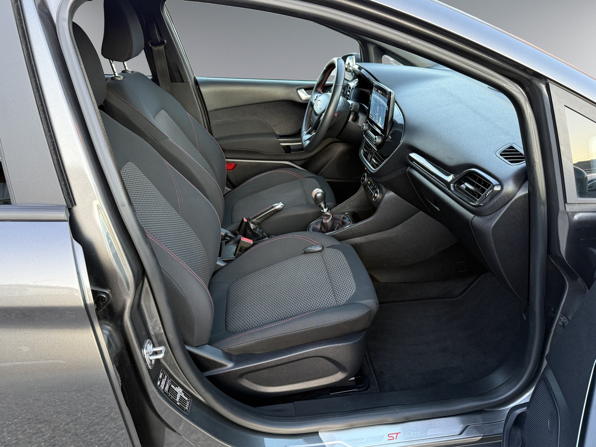 FORD Fiesta 1.0 SCTi ST Line-image-9