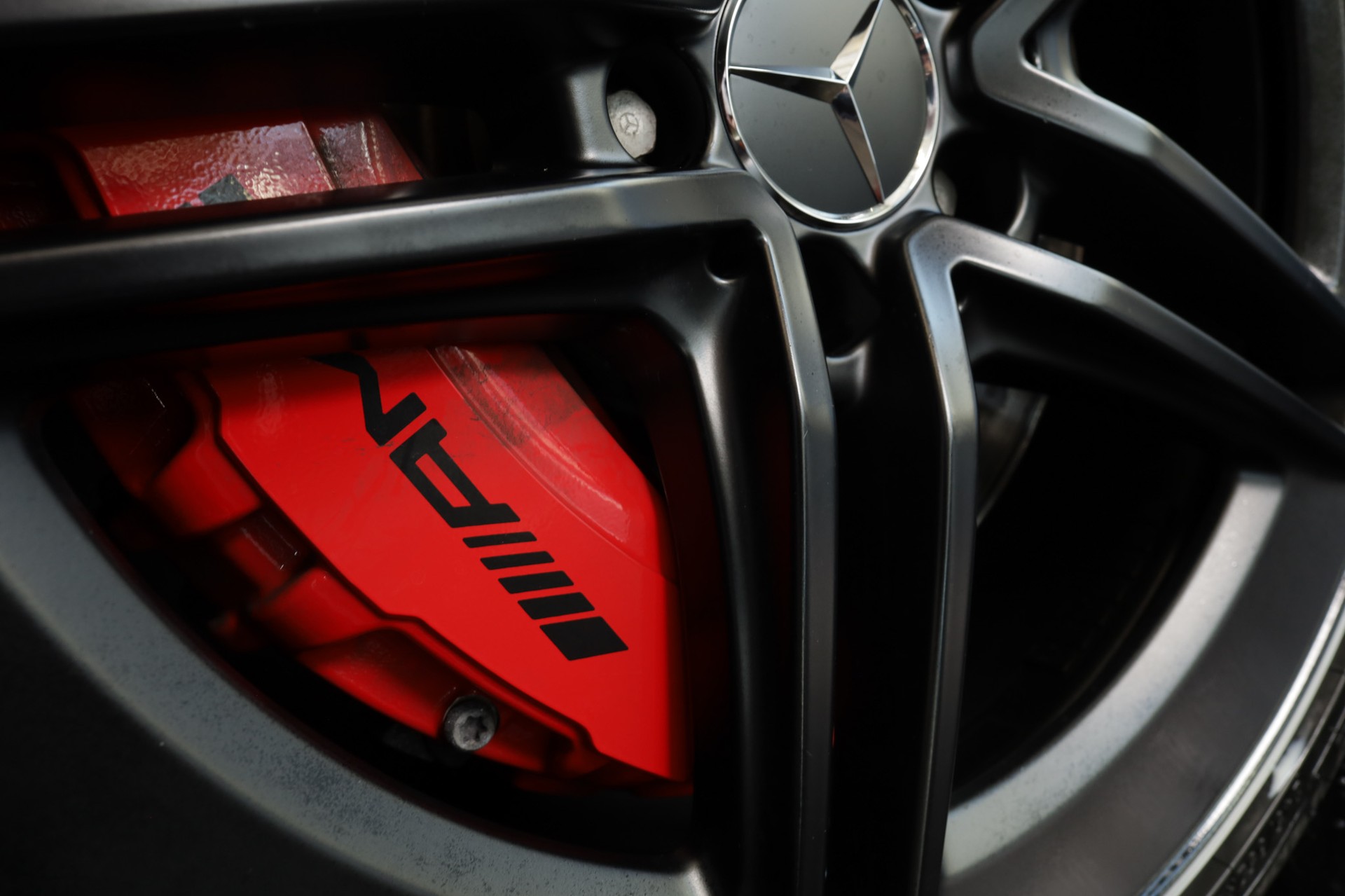 MERCEDES-BENZ A 45 S AMG 4Matic+ Speedshift-image-9