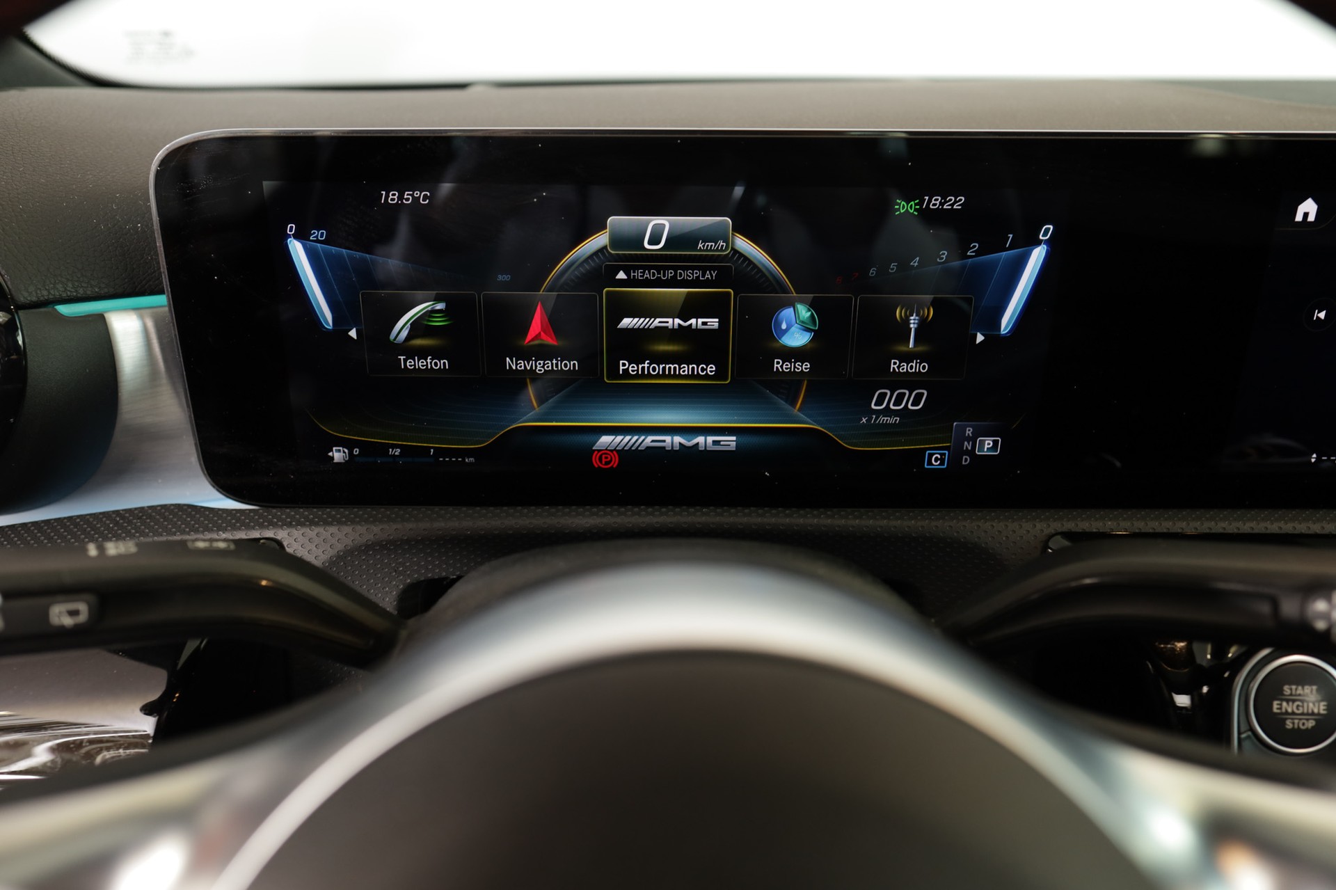 MERCEDES-BENZ A 45 S AMG 4Matic+ Speedshift-image-19