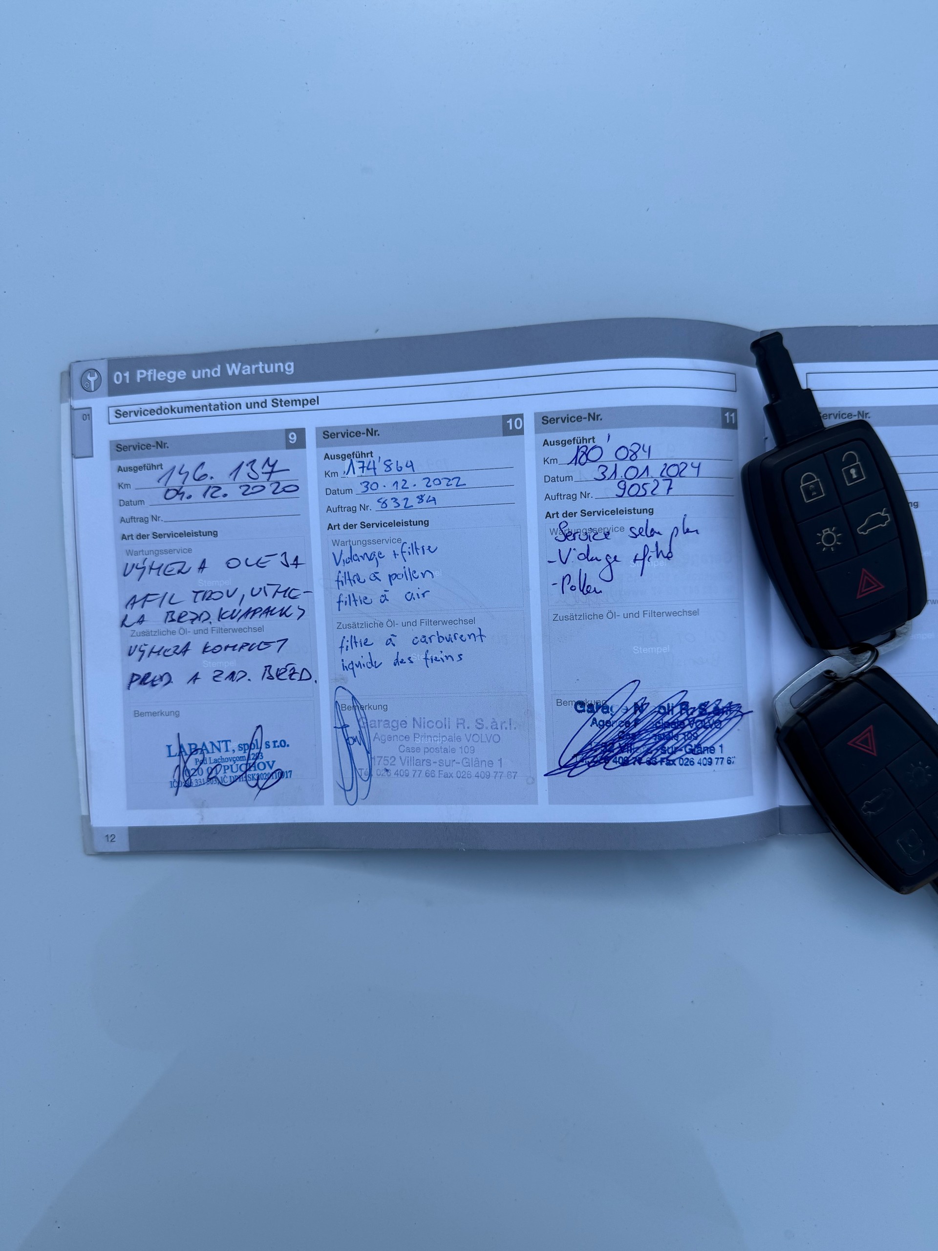 VOLVO C30 D3 R-Design Geartronic-image-13