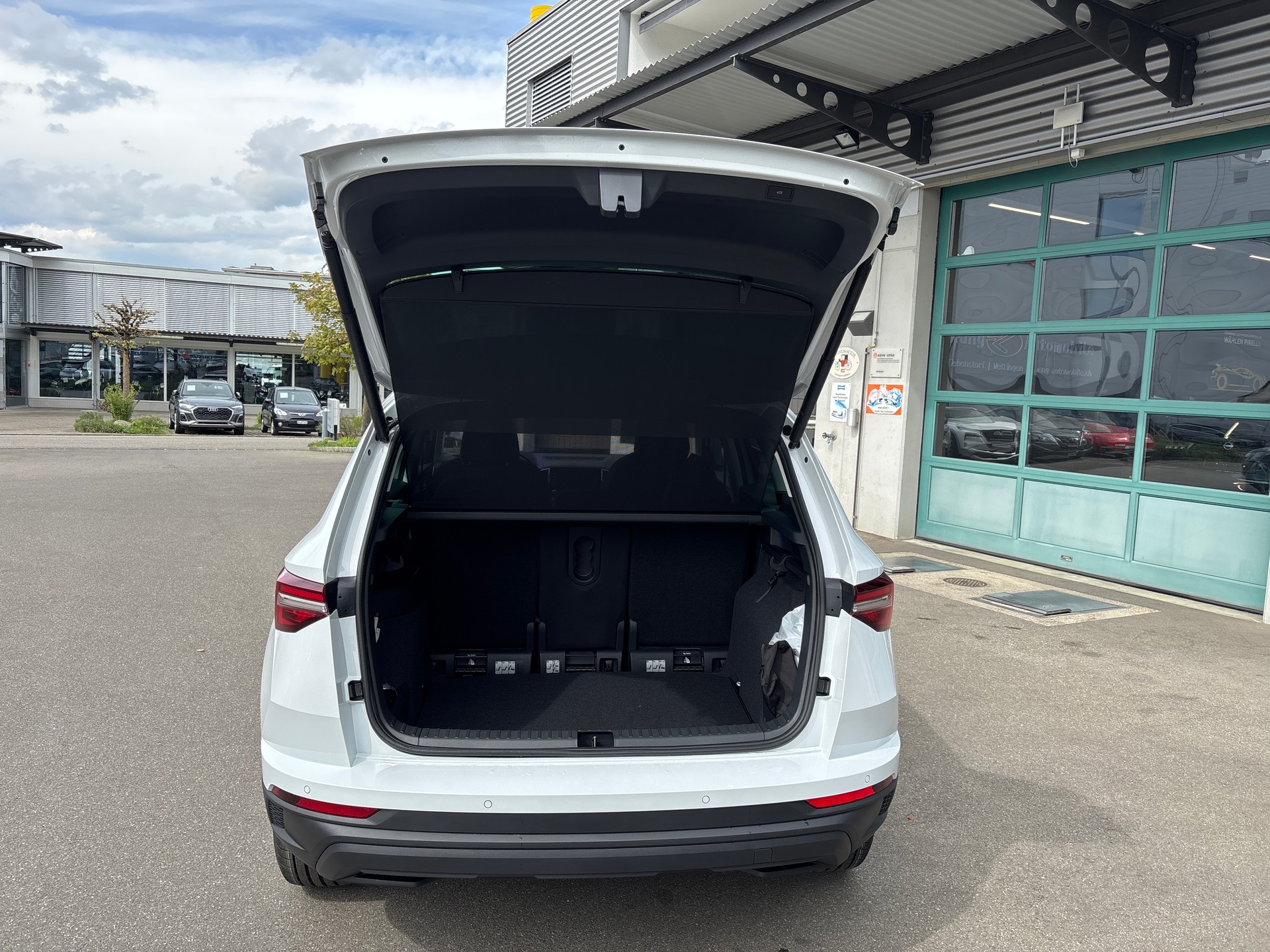 SKODA Karoq 2.0 TDI CR Selection 4x4 DSG-image-16