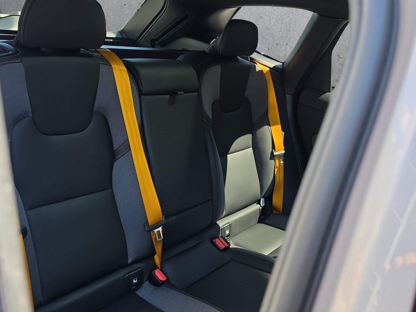VOLVO XC60 T8 eAWD PluginHybrid Polestar Geartronic-image-12