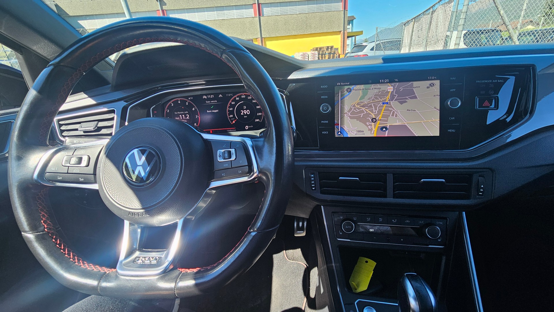 VW Polo 2.0 TSI GTI DSG-image-9