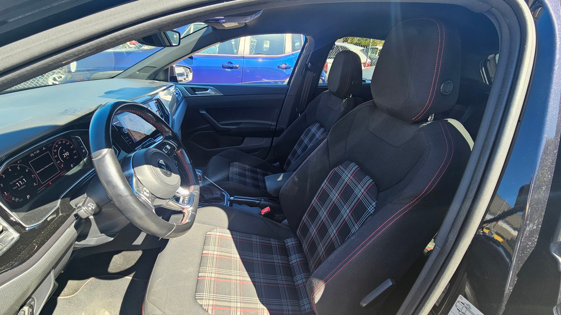 VW Polo 2.0 TSI GTI DSG-image-5