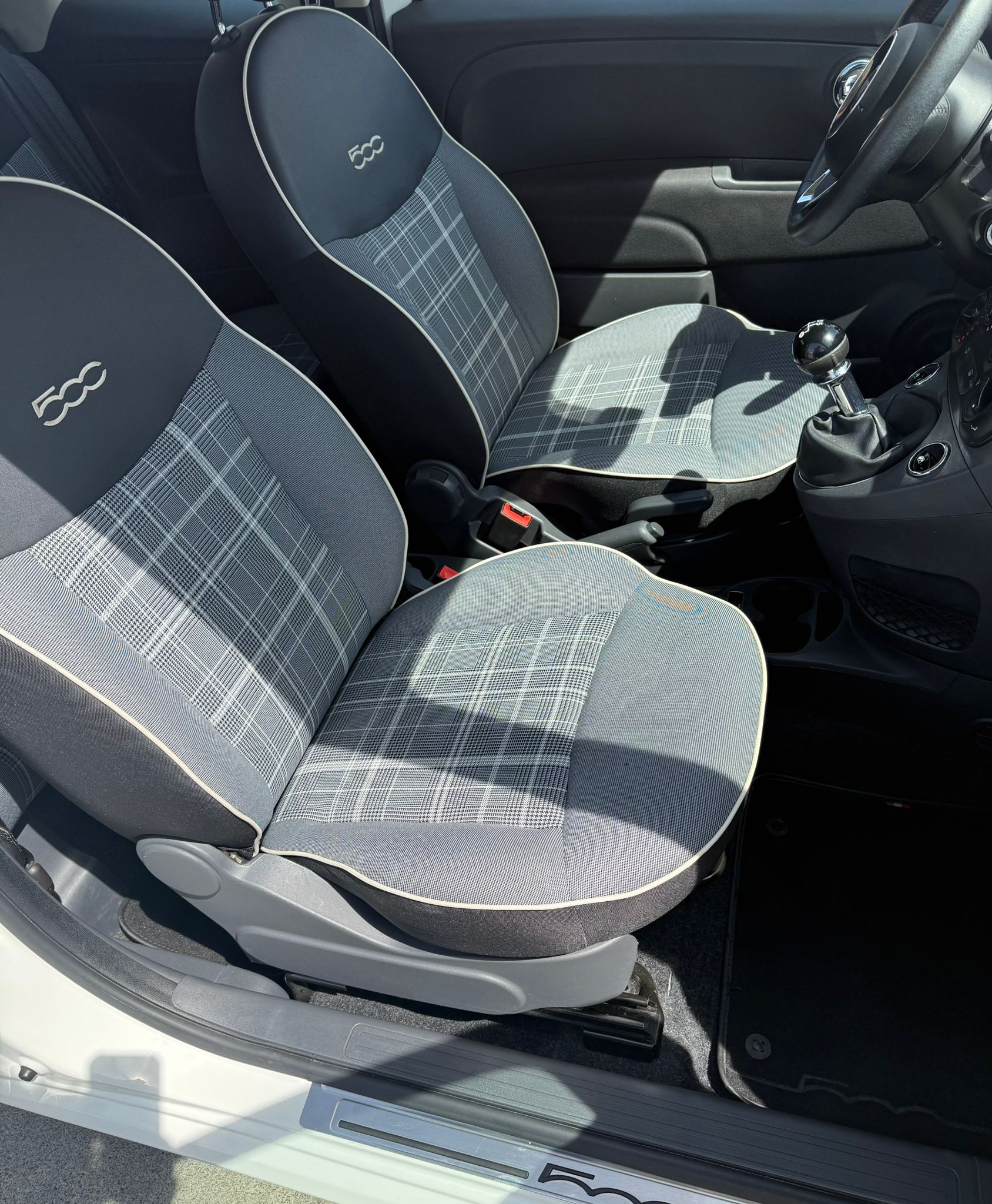 FIAT 500 1.2 Lounge-image-8