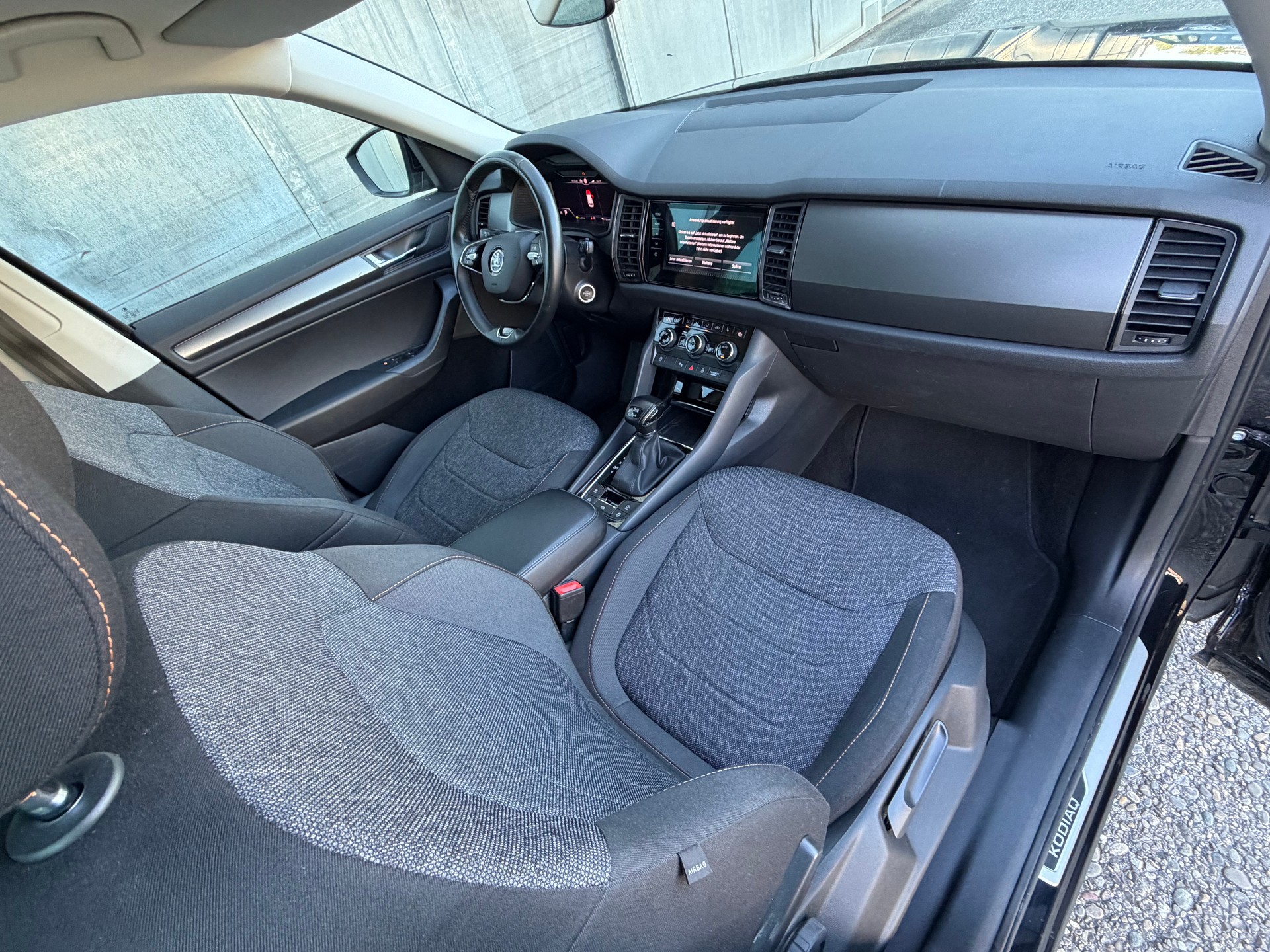 SKODA Kodiaq 2.0 TDI Clever DSG 4x4-image-8