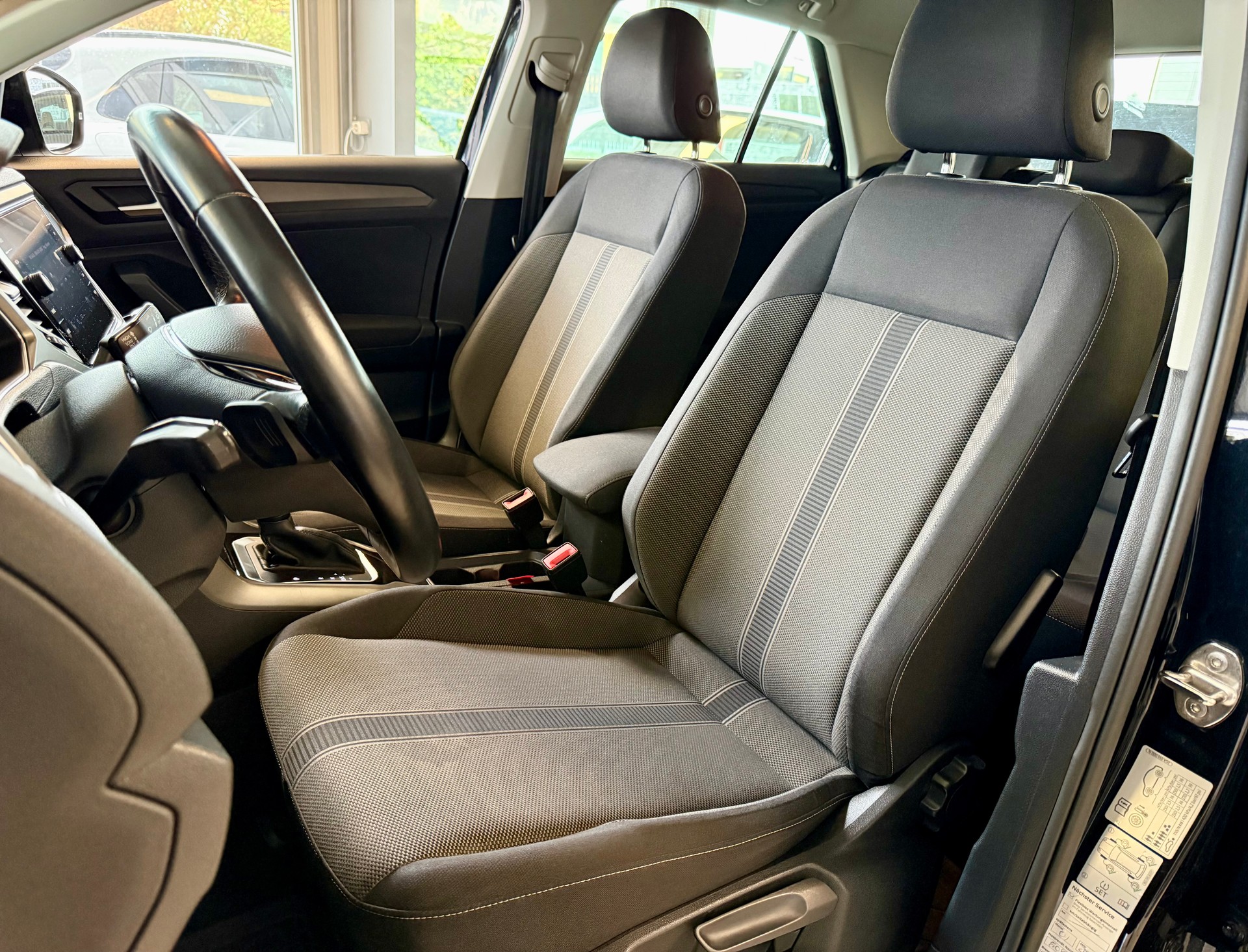 VW T-Roc 1.5 TSI EVO Advance DSG-image-12