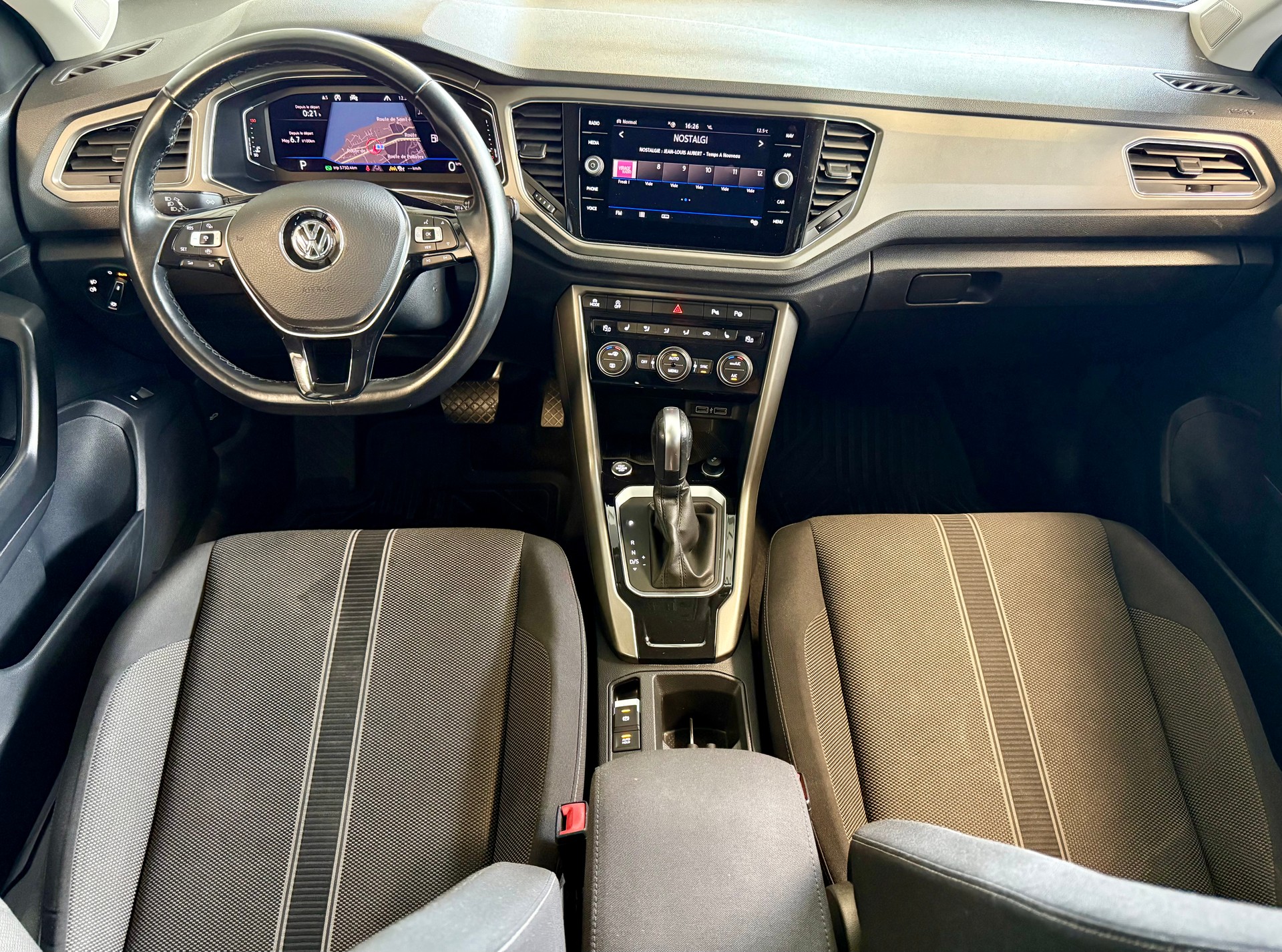 VW T-Roc 1.5 TSI EVO Advance DSG-image-13