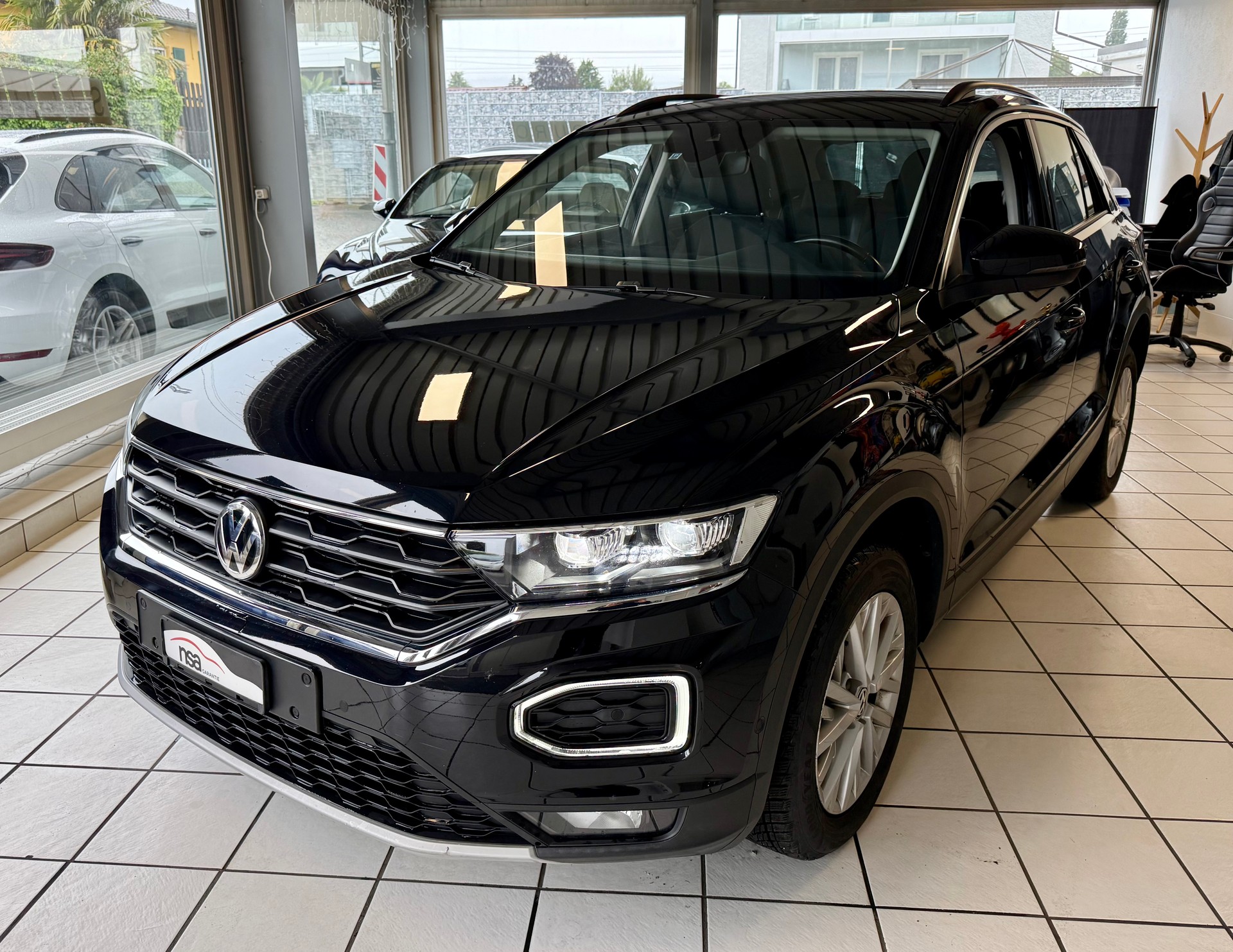 VW T-Roc 1.5 TSI EVO Advance DSG-showroom-element-3